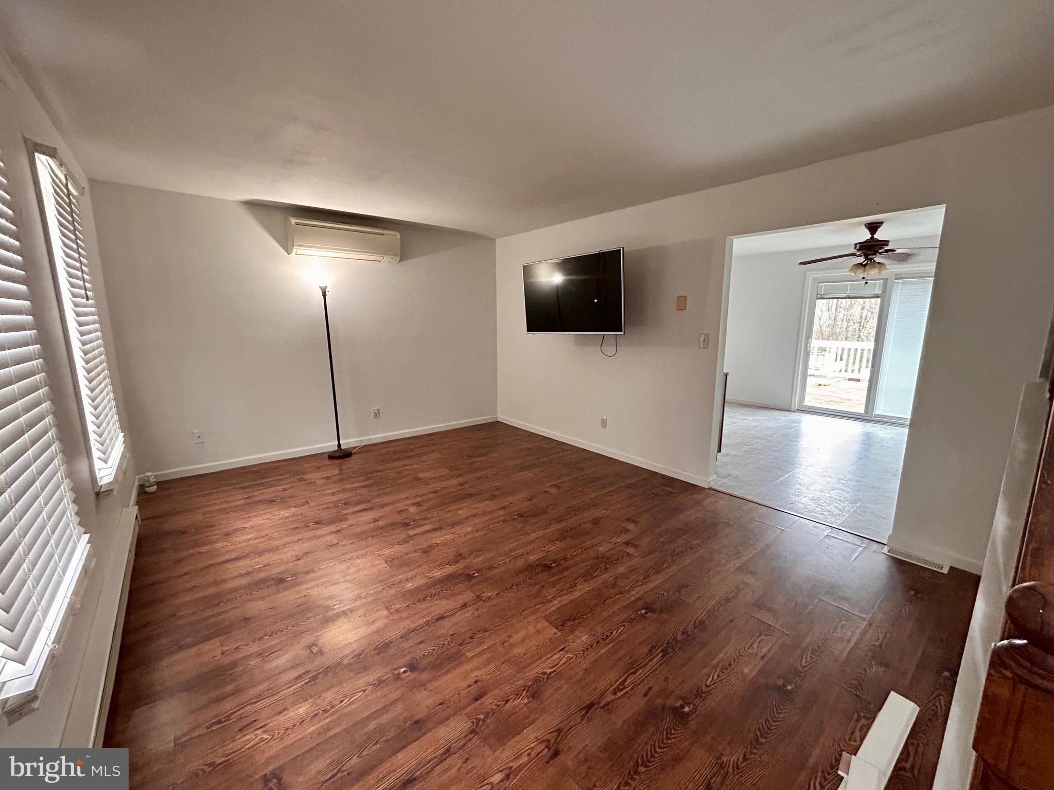 ARUNDEL - Residential