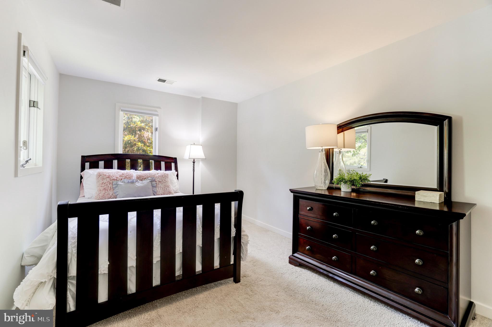 BELLEVUE FOREST - Residential
