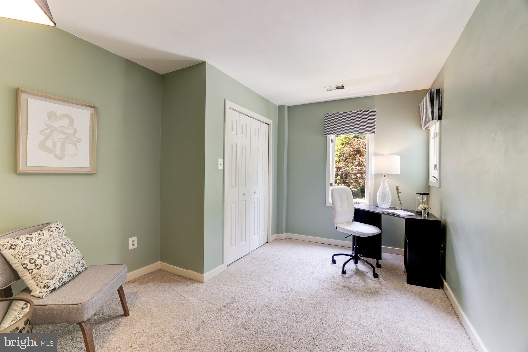 BELLEVUE FOREST - Residential