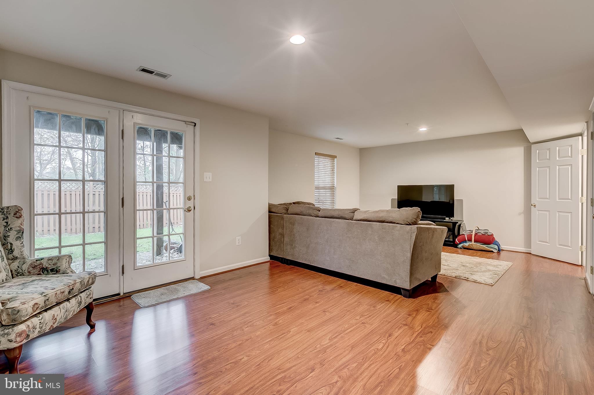 OWINGS MILLS NEWTOWN - Residential