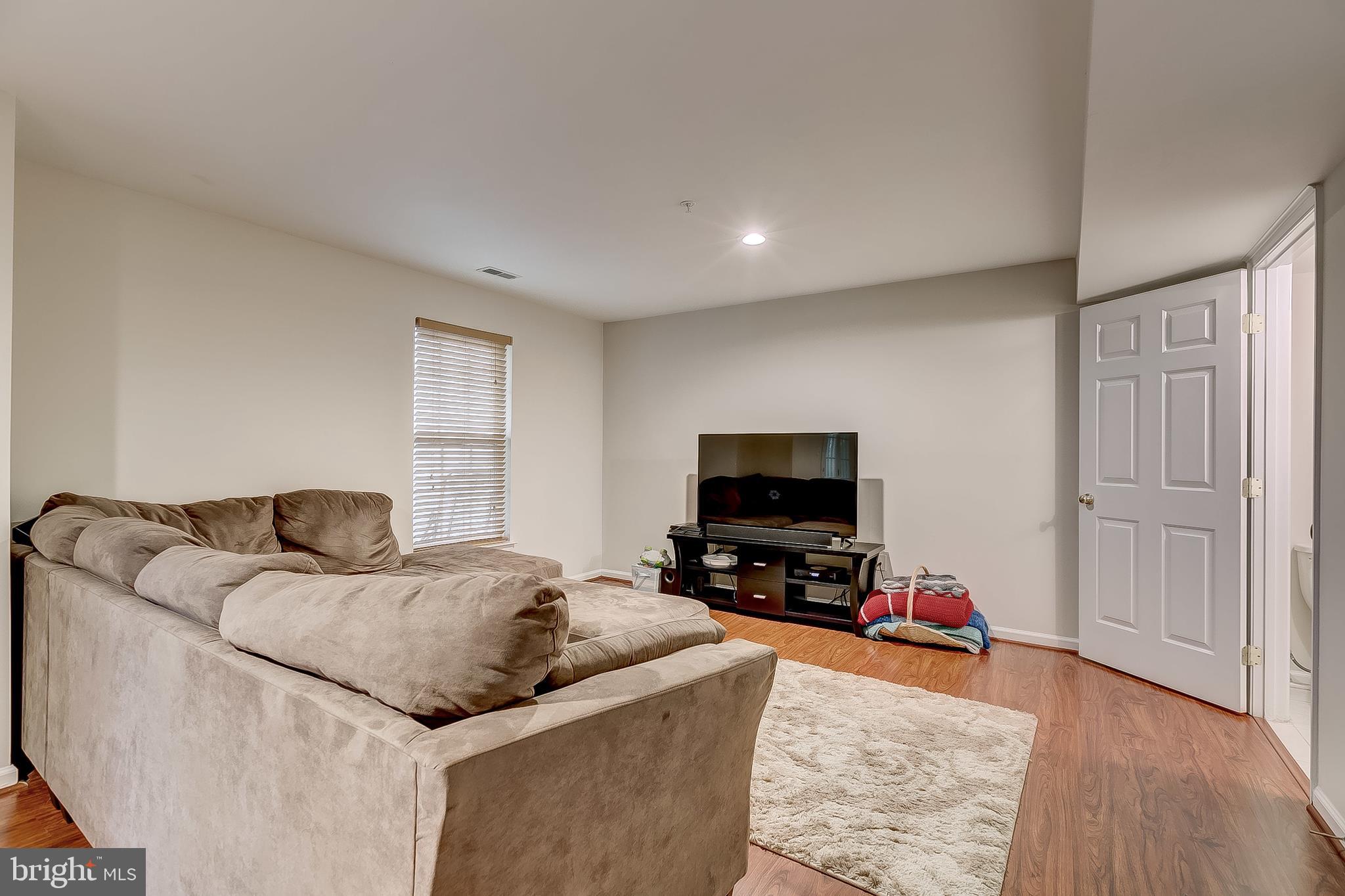 OWINGS MILLS NEWTOWN - Residential