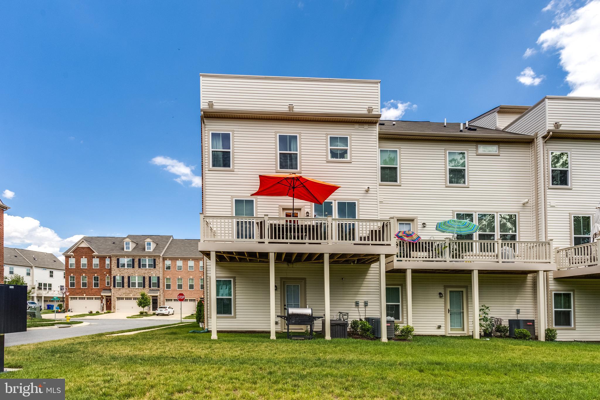 ST CHARLES SUB - Residential Lease