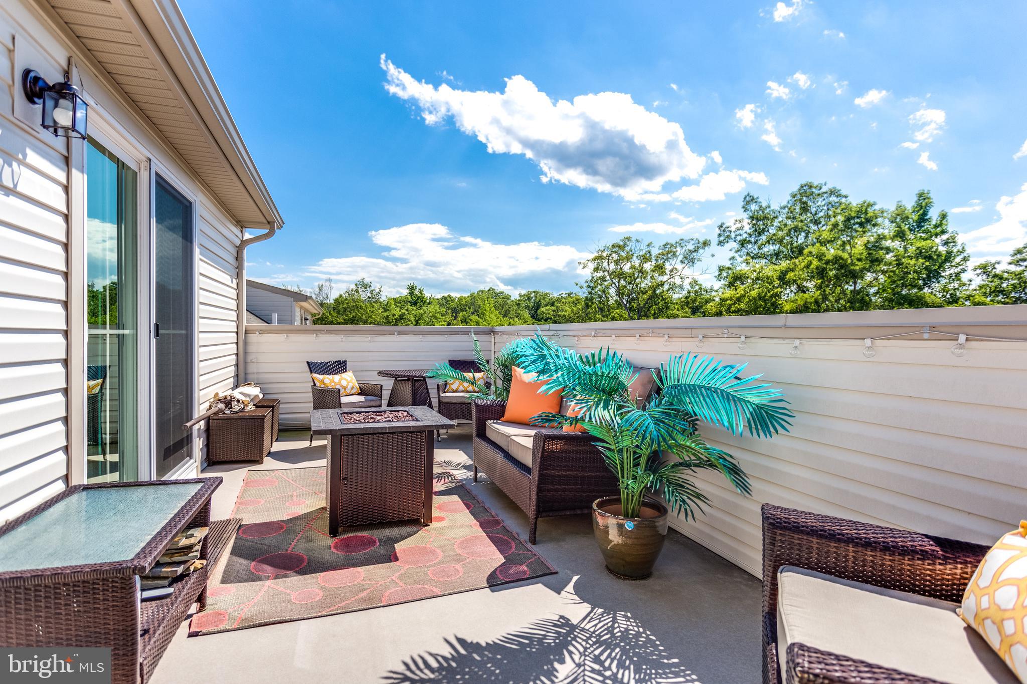 ST CHARLES SUB - Residential Lease