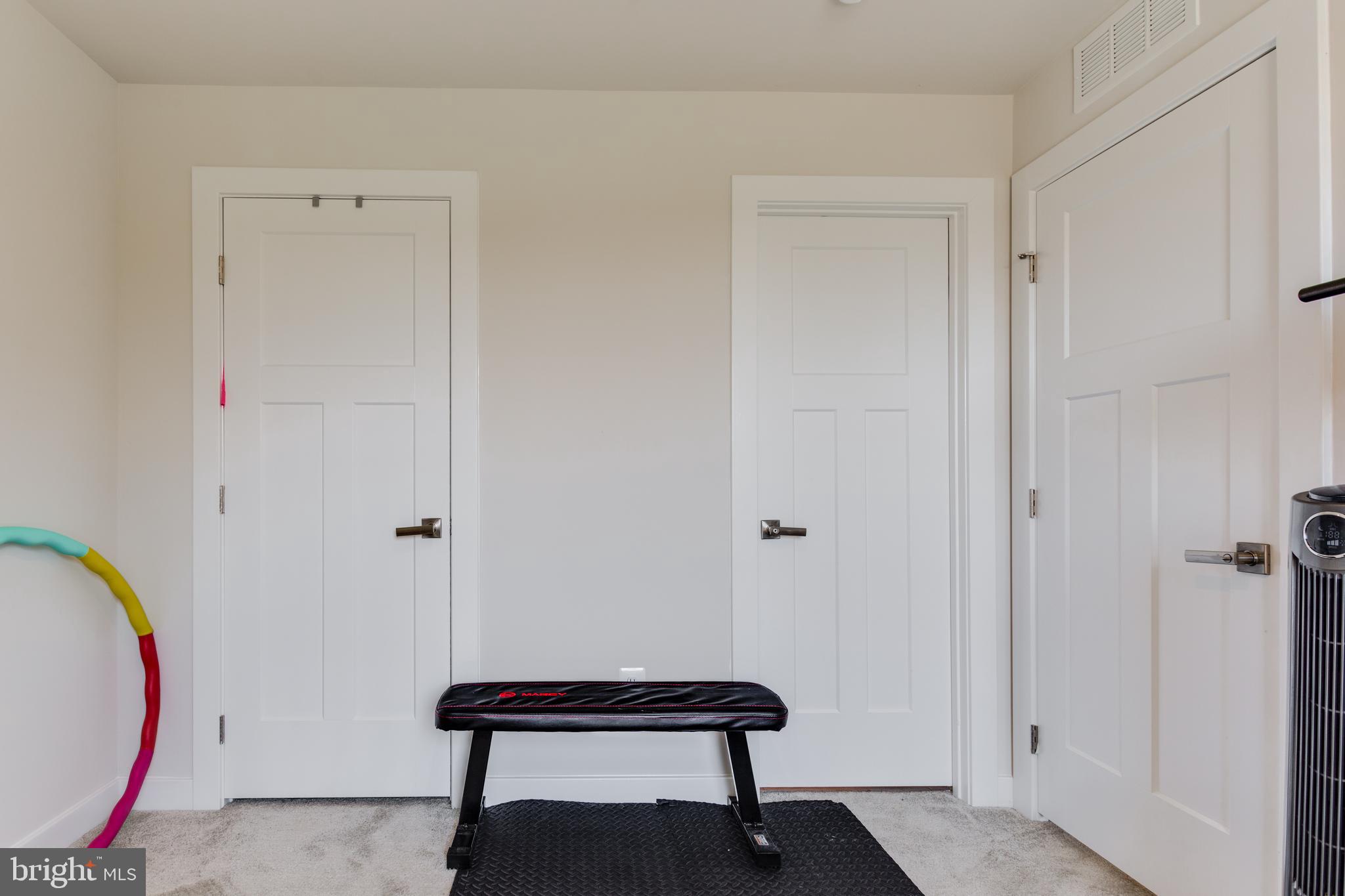 ST CHARLES SUB - Residential Lease