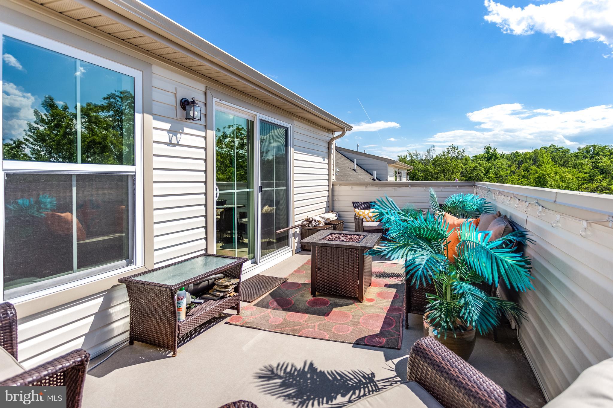 ST CHARLES SUB - Residential Lease