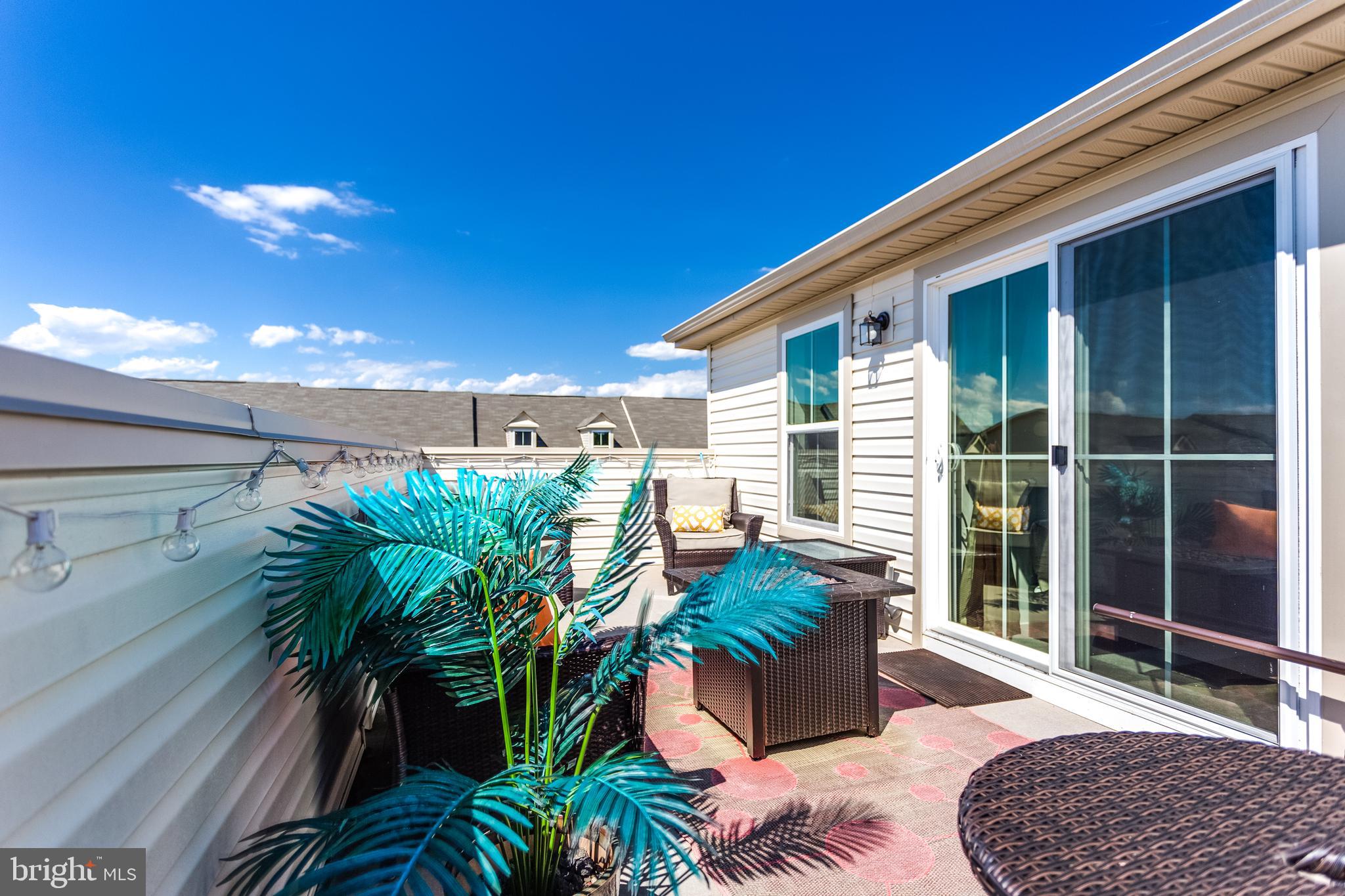 ST CHARLES SUB - Residential Lease