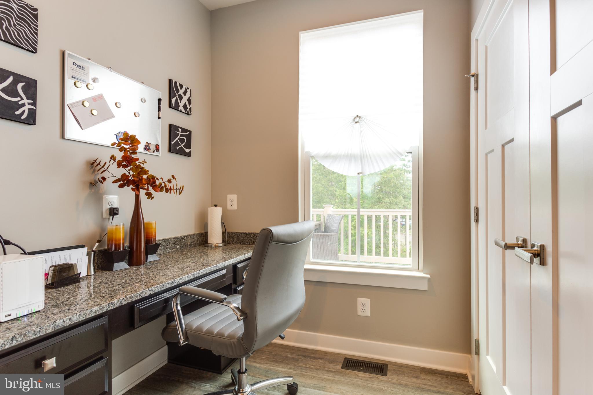 ST CHARLES SUB - Residential Lease