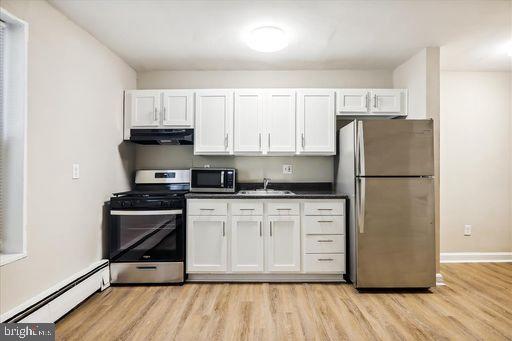 702 Chaney Drive is an apartment located in Montgomery County. This sunny 2 Bed 1 Bath has a newly renovated kitchen, hardwood floors throughout and walk-in closet in master bedroom.
The large windows inside the living space and bedroom allow ample sunlight to enter inside the home. Apply today to secure your new home!!
Important Facts:
Less than ¼ mile away from Sligo Creek Park.
The tenant is responsible for electric through Pepco.
Parking onsite at monthly charge of $50
Pet-Friendly - cats and small dogs
Laundry Facilities on site.
Non-smoking building