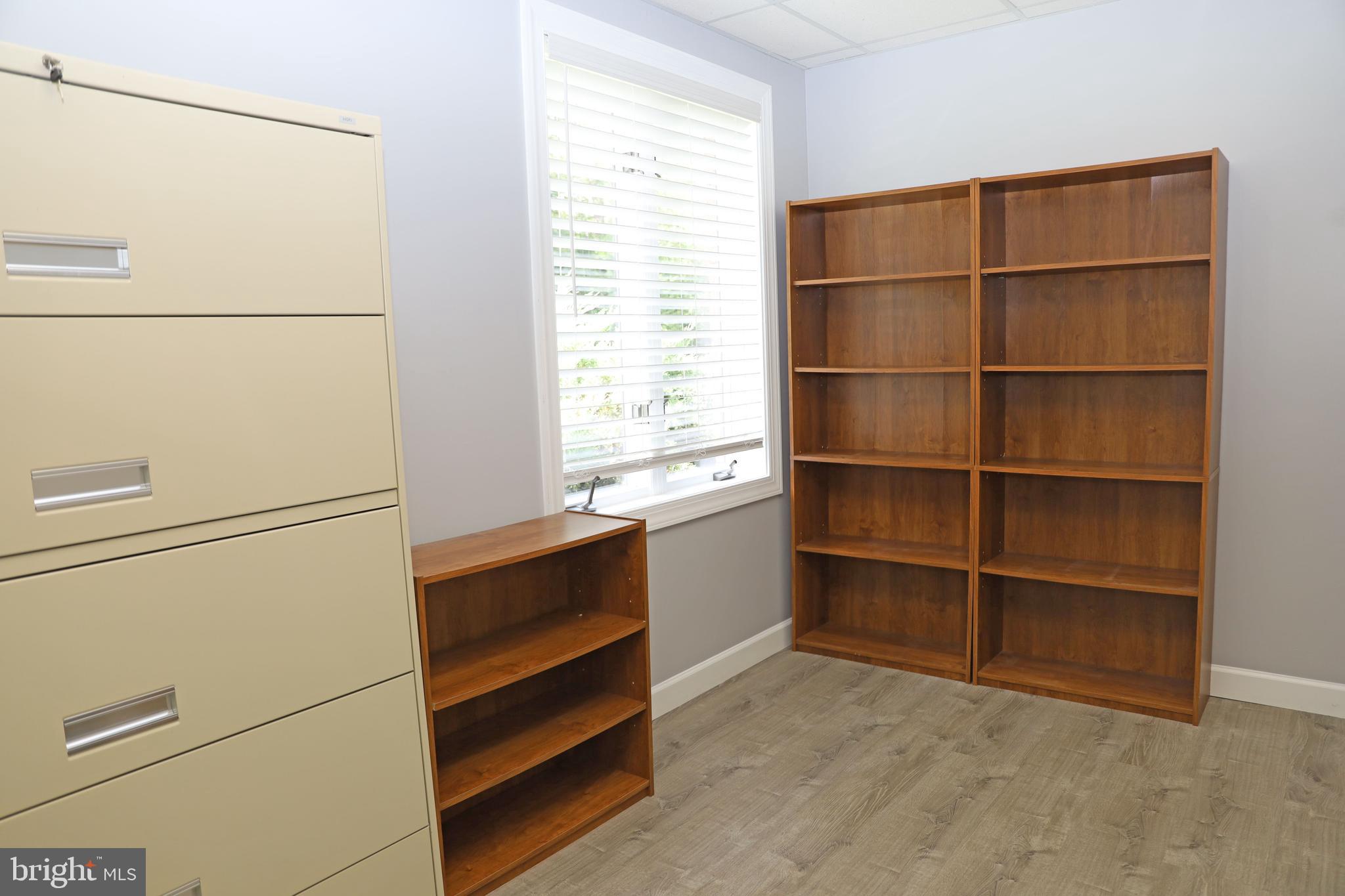 BRIARWOOD PROFESSIONAL BUILDING - Commercial Lease