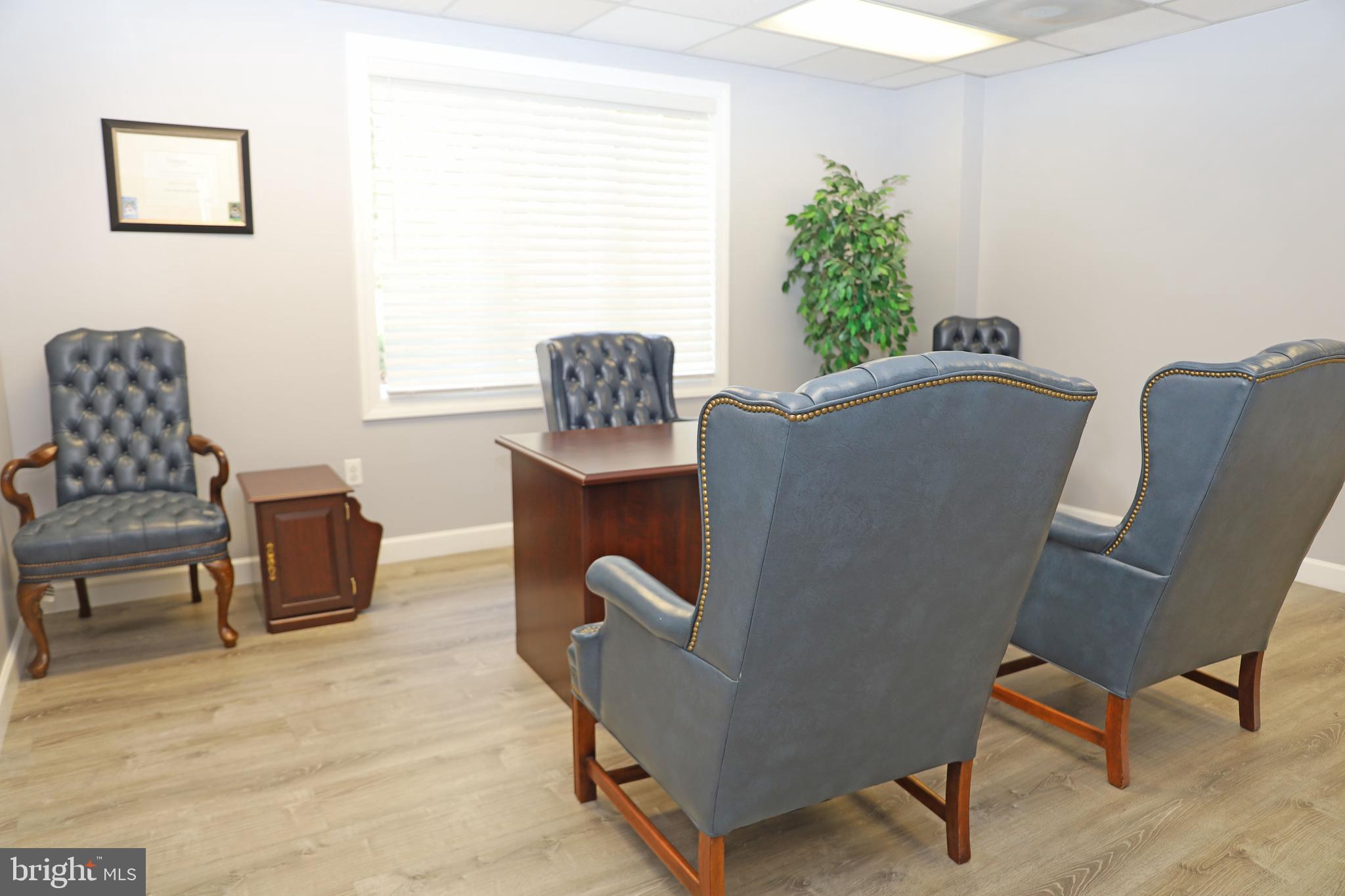 BRIARWOOD PROFESSIONAL BUILDING - Commercial Lease