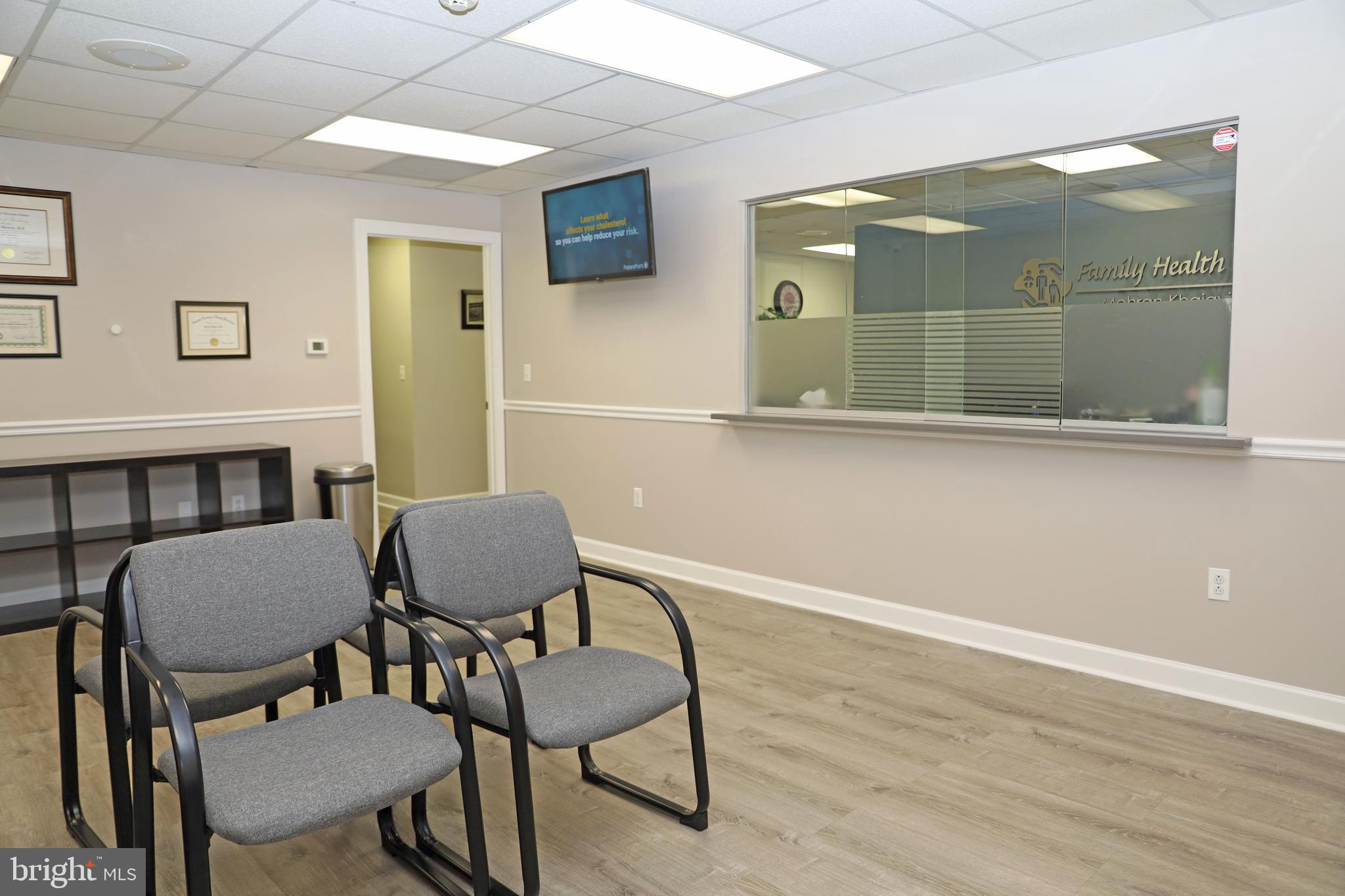 BRIARWOOD PROFESSIONAL BUILDING - Commercial Lease