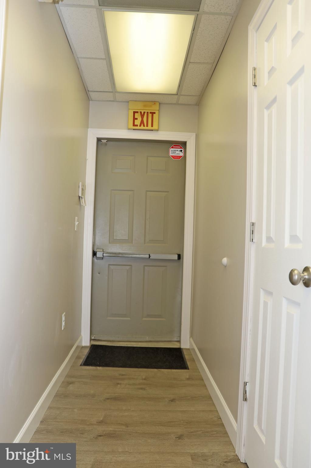 BRIARWOOD PROFESSIONAL BUILDING - Commercial Lease