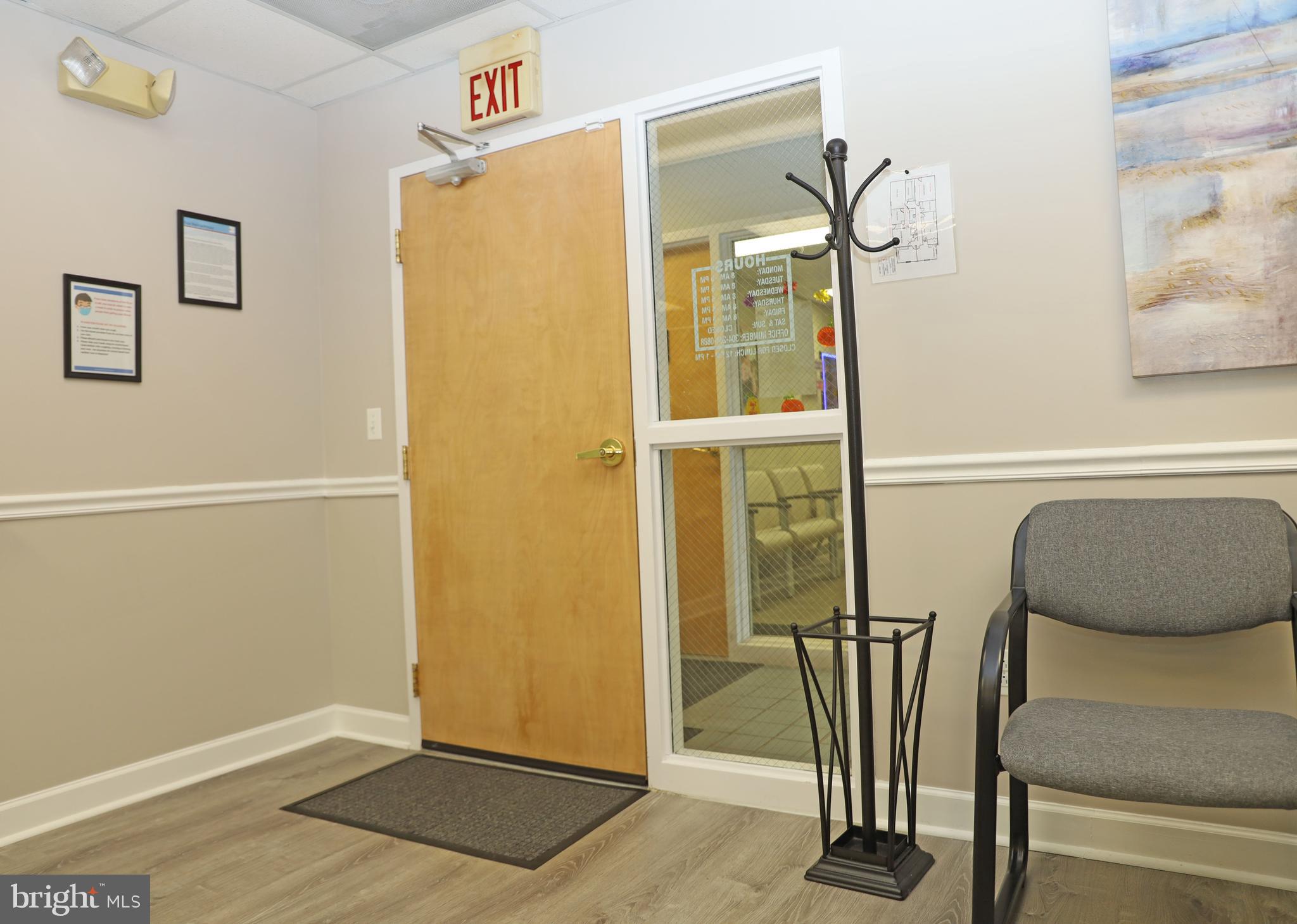 BRIARWOOD PROFESSIONAL BUILDING - Commercial Lease