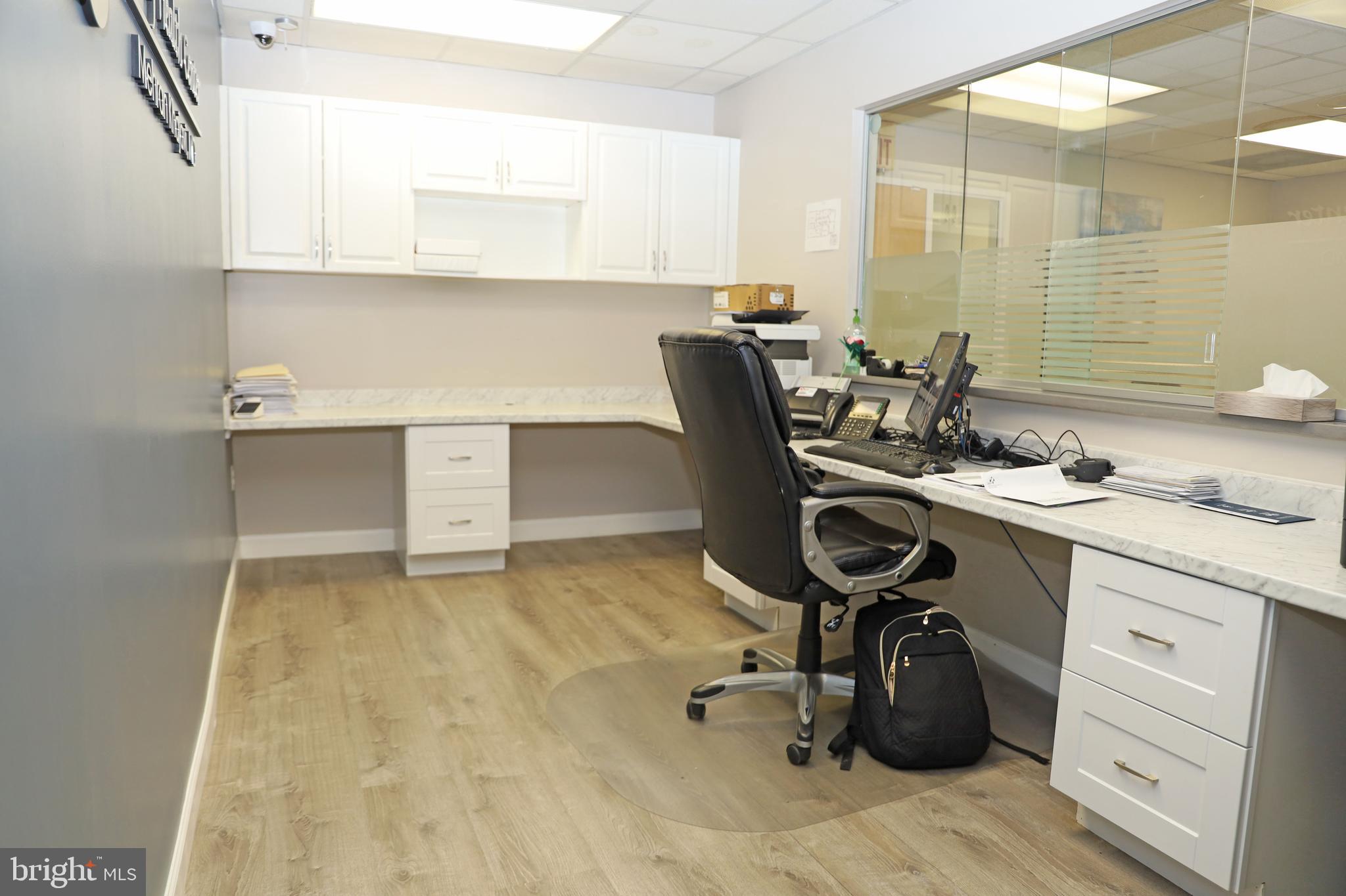 BRIARWOOD PROFESSIONAL BUILDING - Commercial Lease