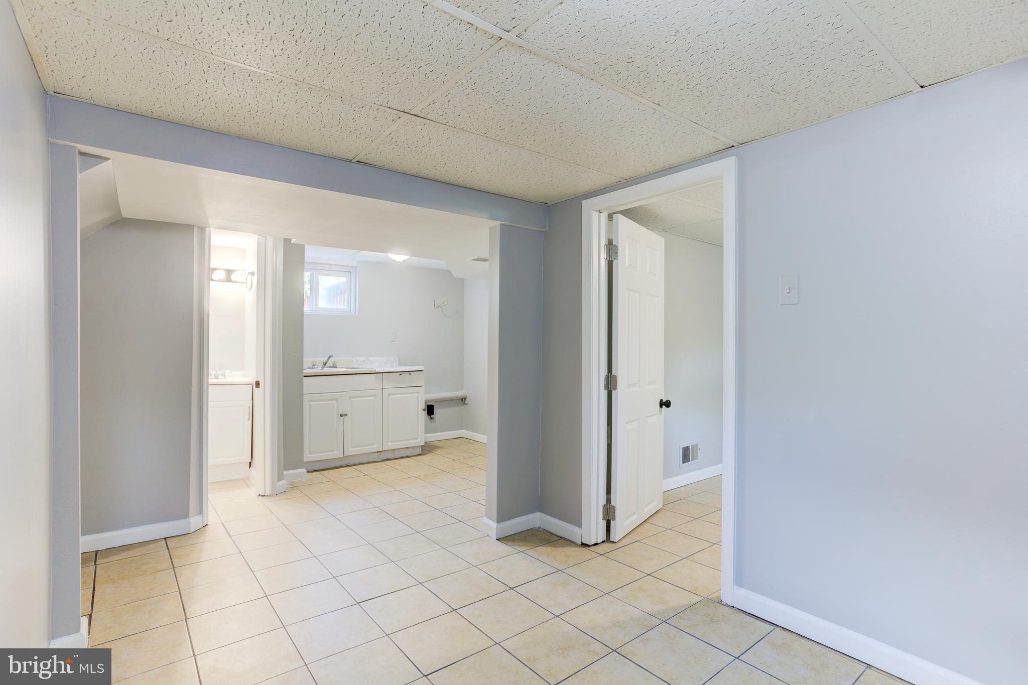 CHILLUM MANOR - Residential