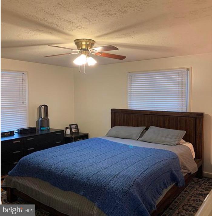 HOLLIN HALL VILLAGE - Residential Lease