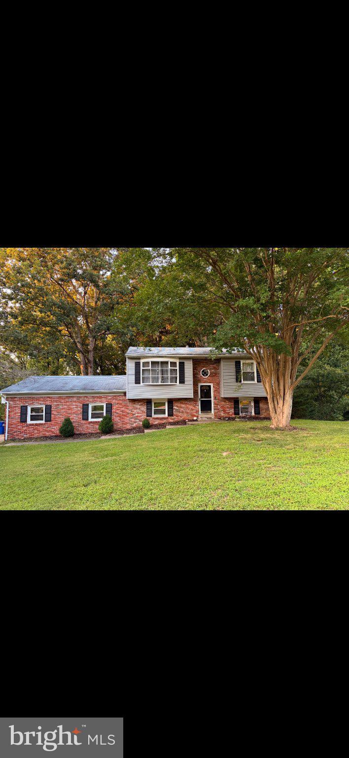 27087 DOGWOOD LANE