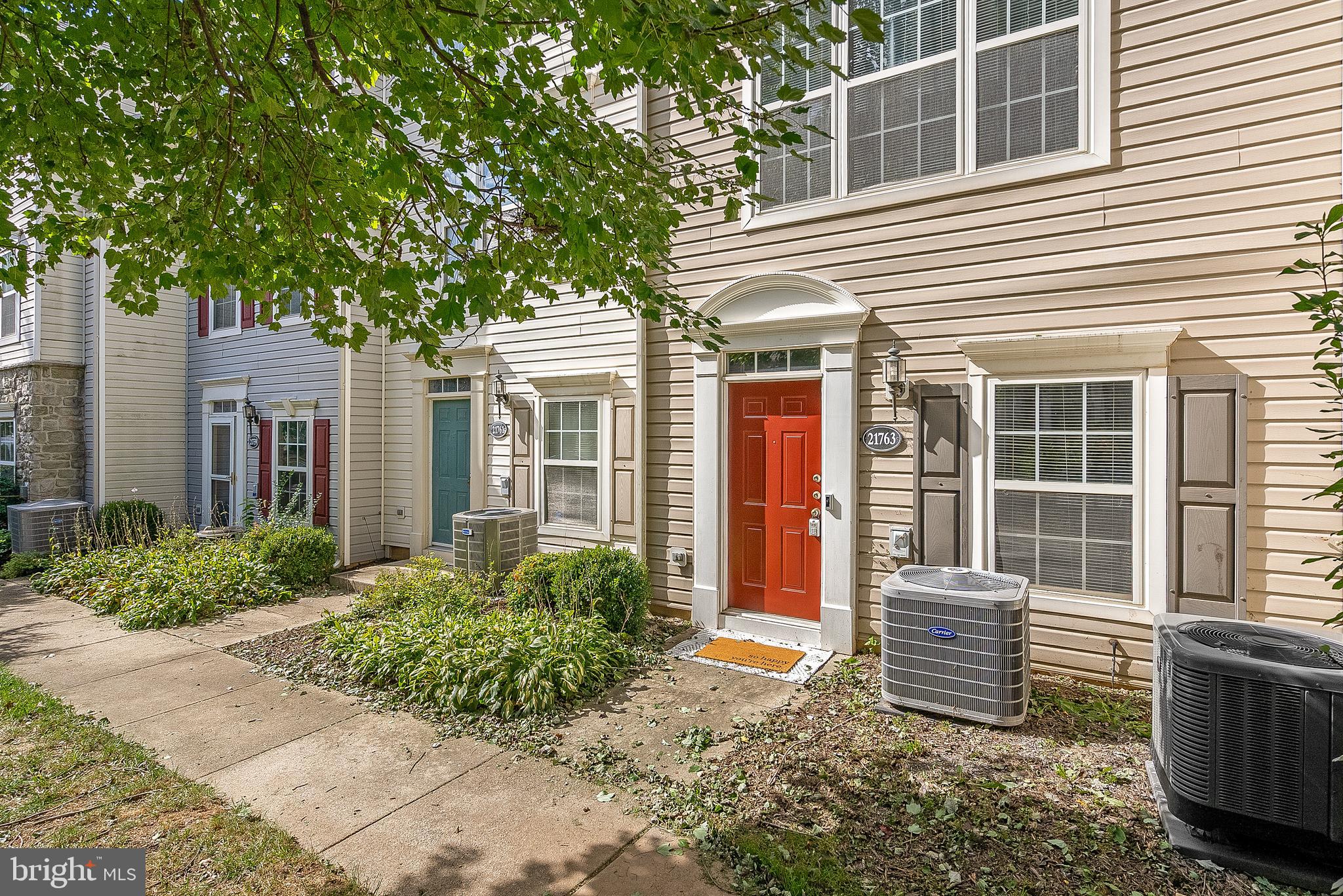 PARKSIDE AT ASHBURN - Residential