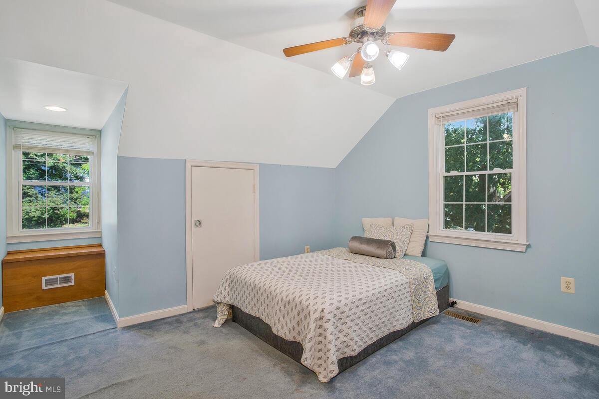 COLLEGE HEIGHTS ESTATES - Residential