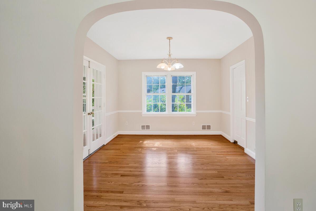 COLLEGE HEIGHTS ESTATES - Residential