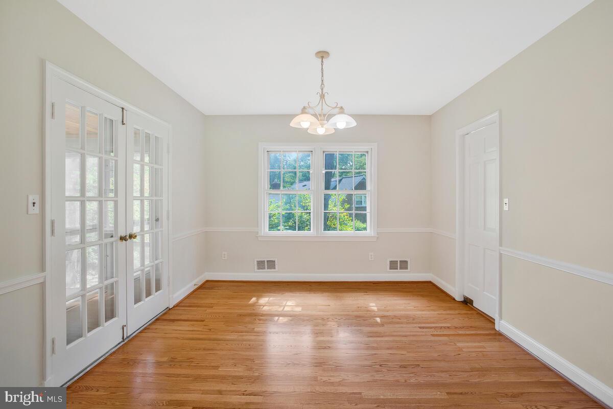 COLLEGE HEIGHTS ESTATES - Residential