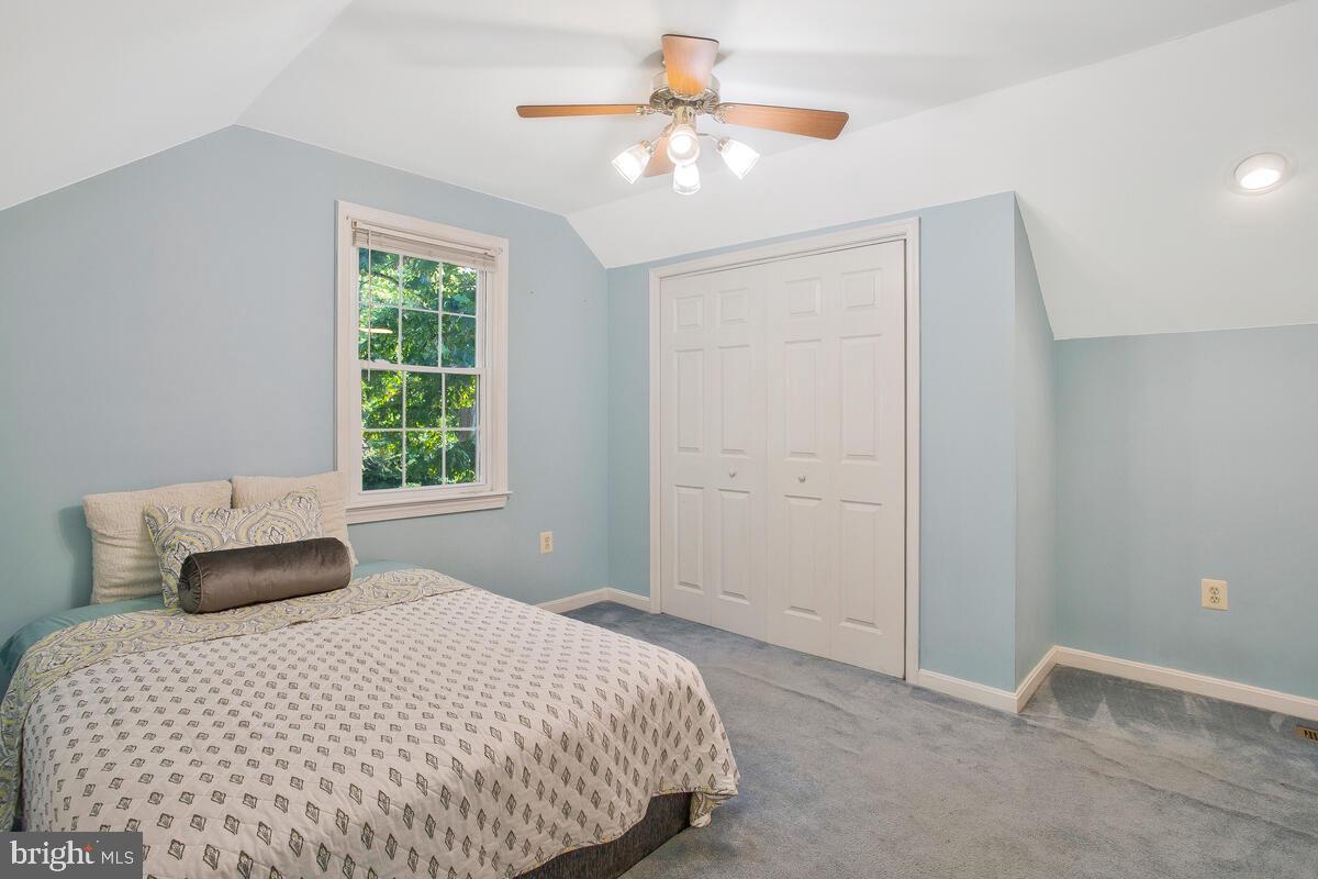 COLLEGE HEIGHTS ESTATES - Residential