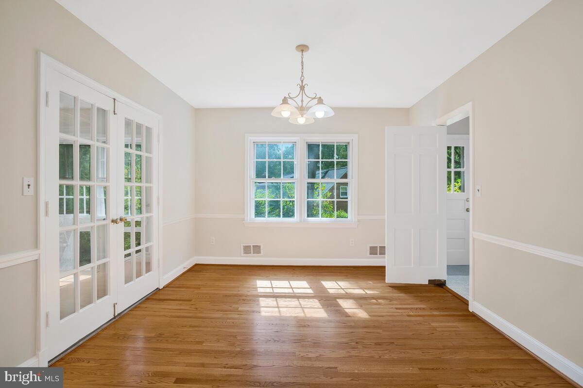 COLLEGE HEIGHTS ESTATES - Residential