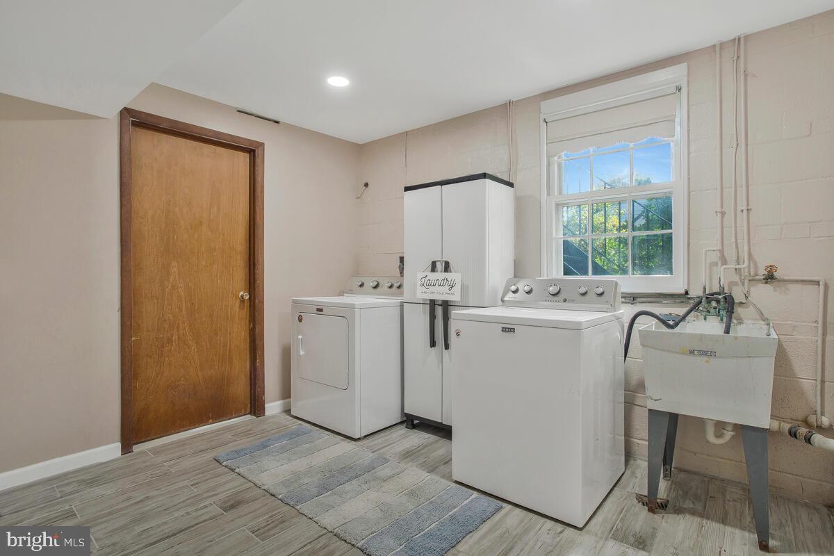 COLLEGE HEIGHTS ESTATES - Residential