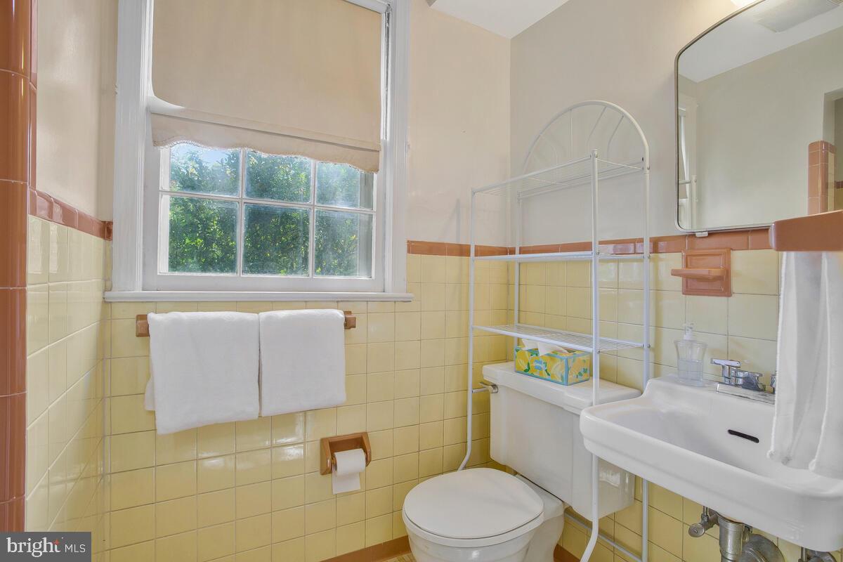 COLLEGE HEIGHTS ESTATES - Residential