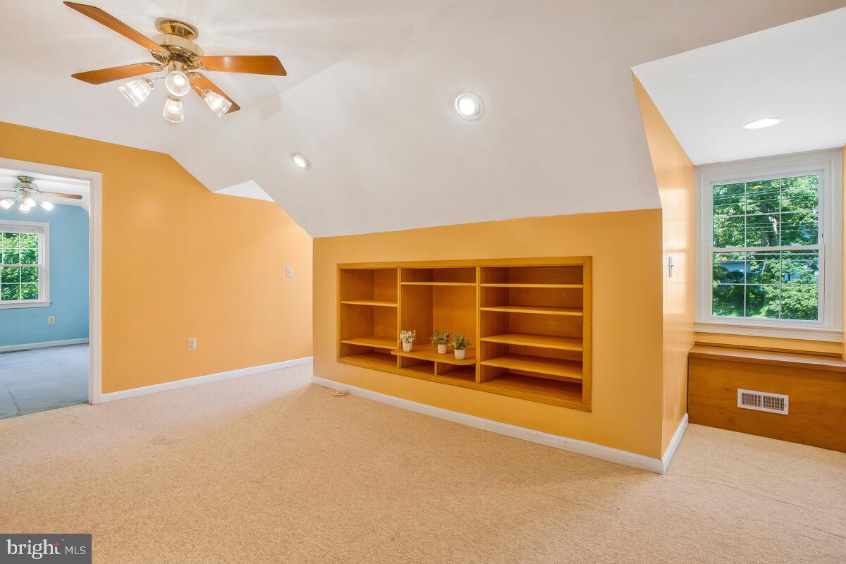 COLLEGE HEIGHTS ESTATES - Residential