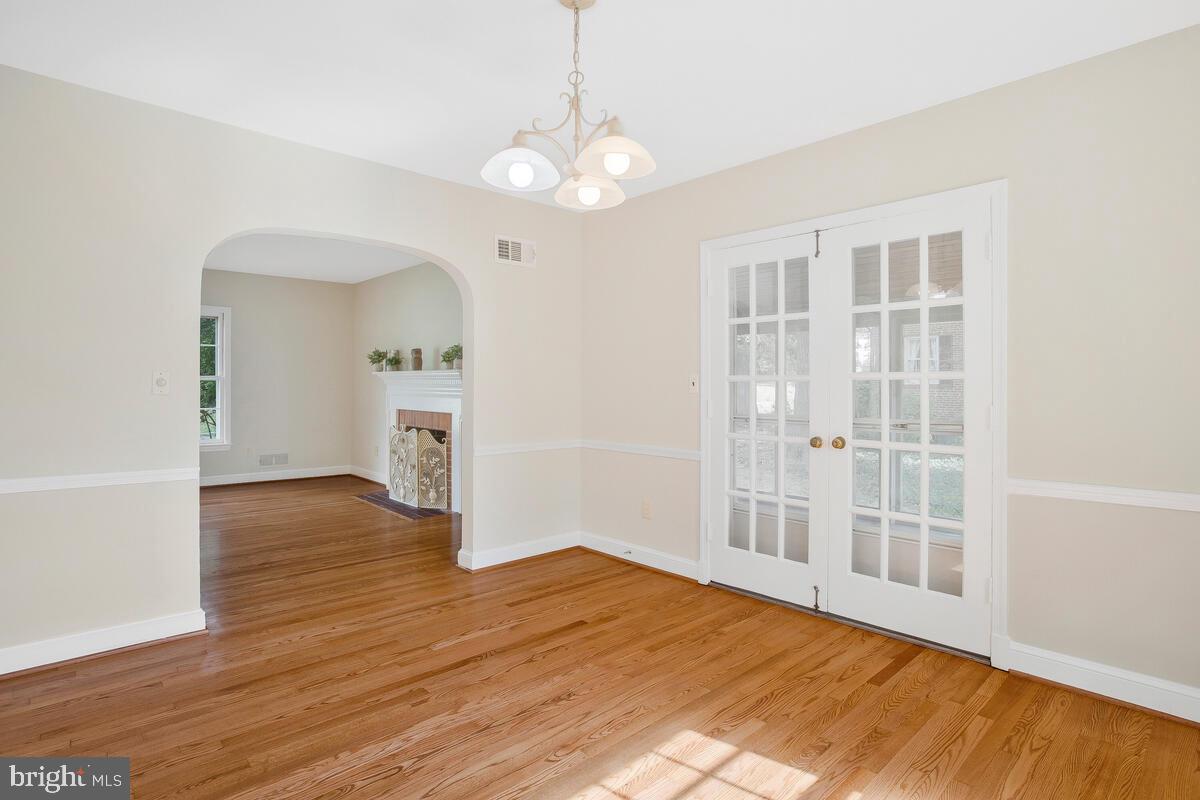 COLLEGE HEIGHTS ESTATES - Residential