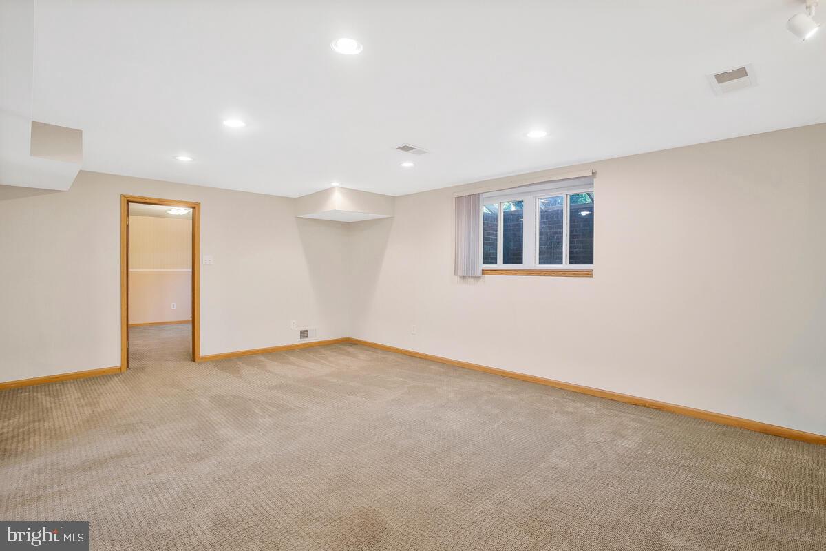 COLLEGE HEIGHTS ESTATES - Residential