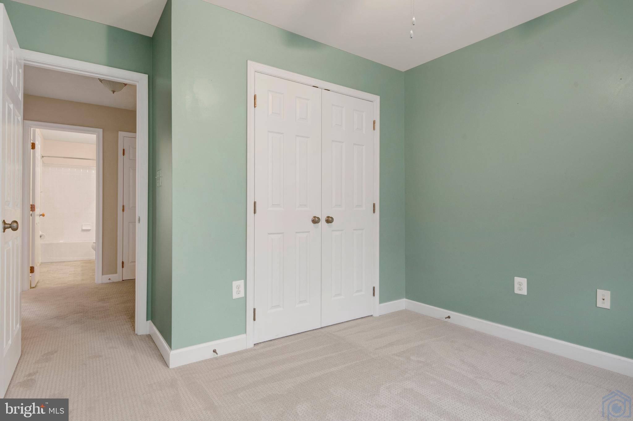 GREENBRIER - Residential