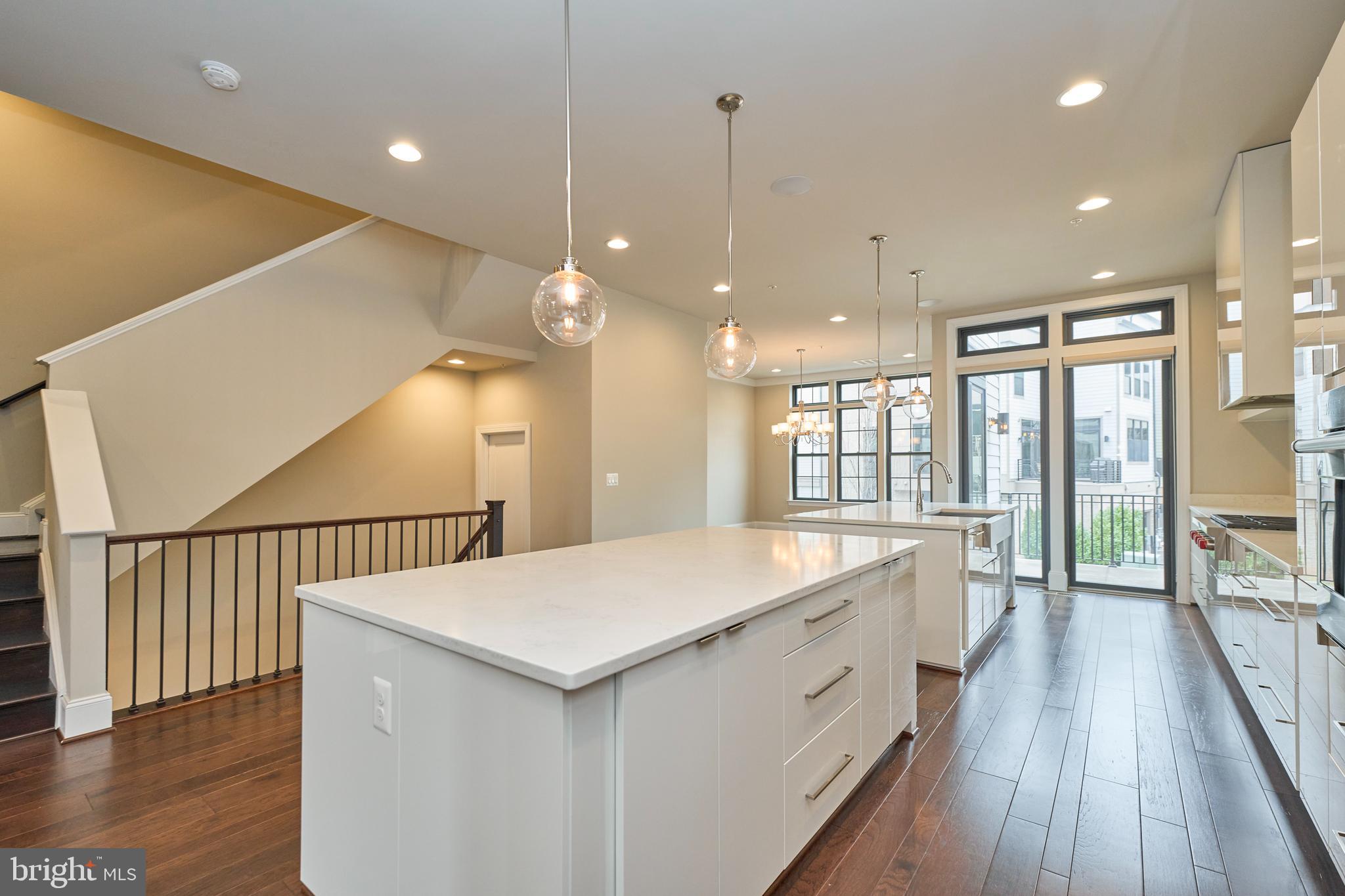 ONE LOUDOUN - Residential Lease