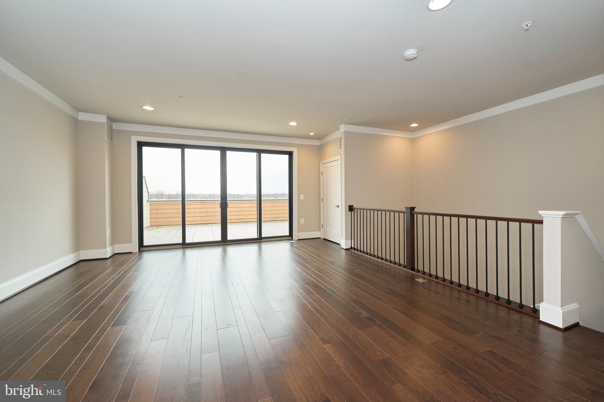 ONE LOUDOUN - Residential Lease