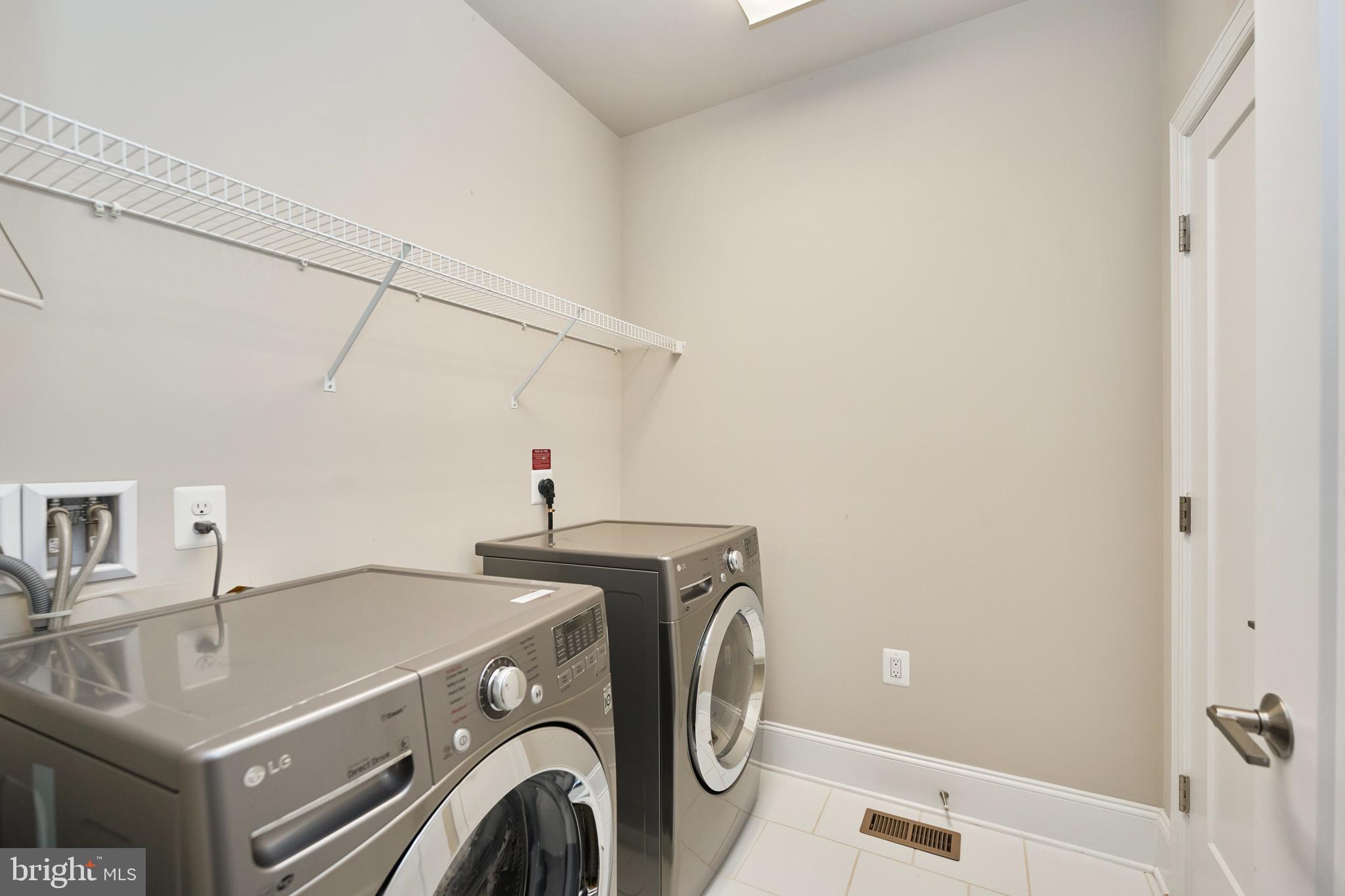 ONE LOUDOUN - Residential Lease