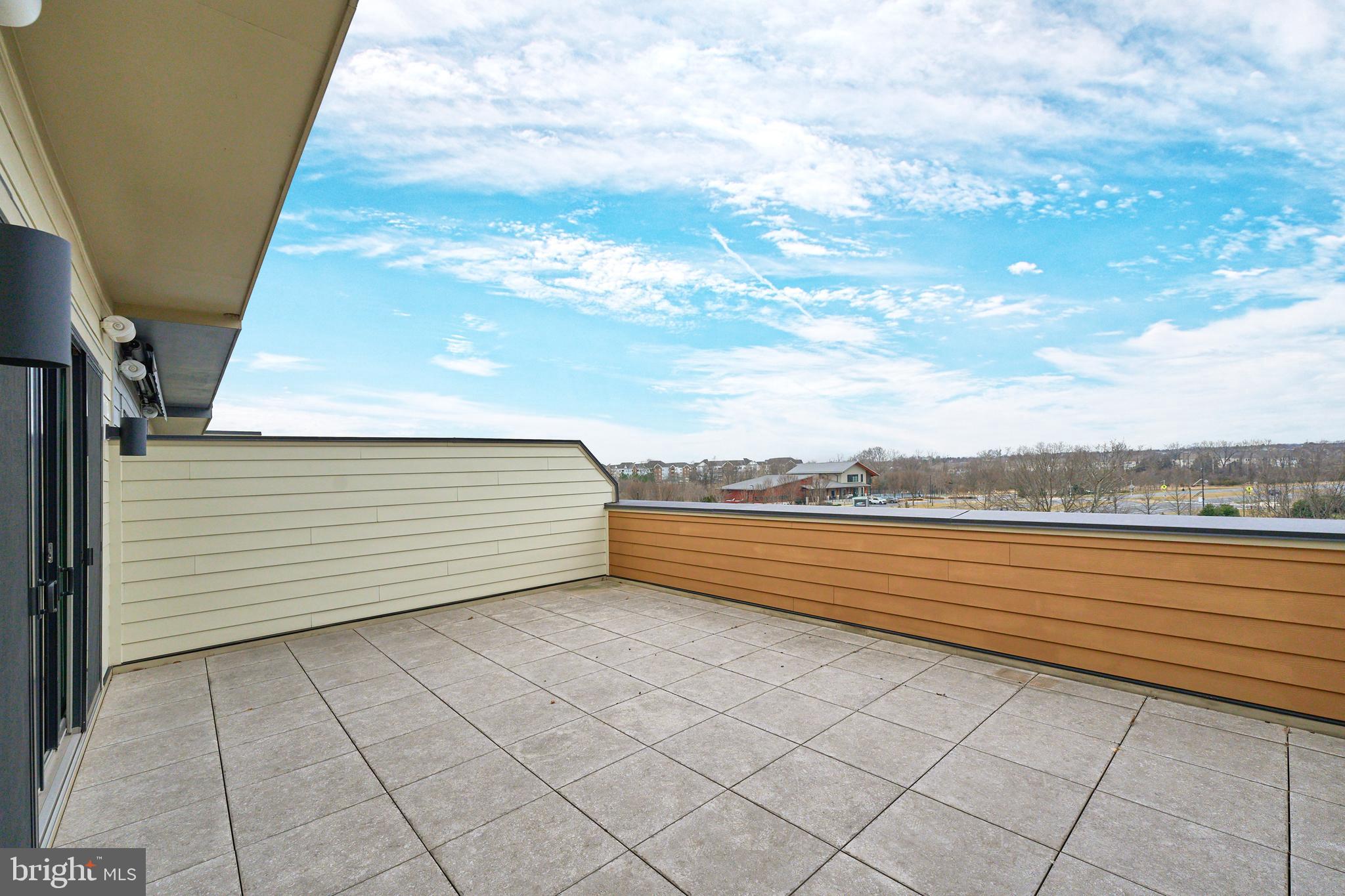 ONE LOUDOUN - Residential Lease