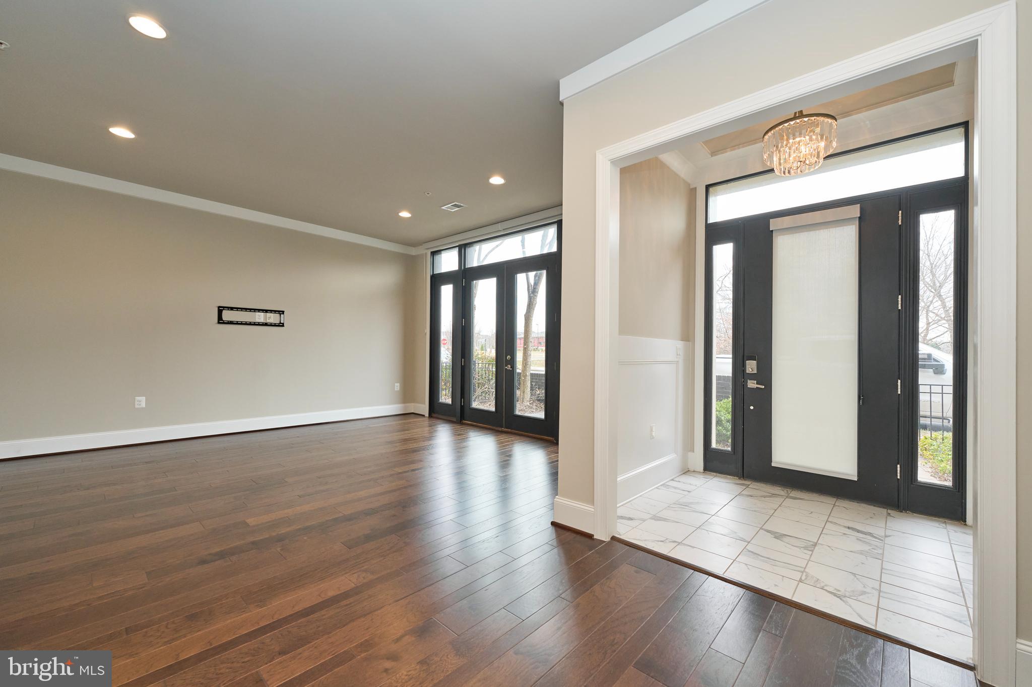 ONE LOUDOUN - Residential Lease