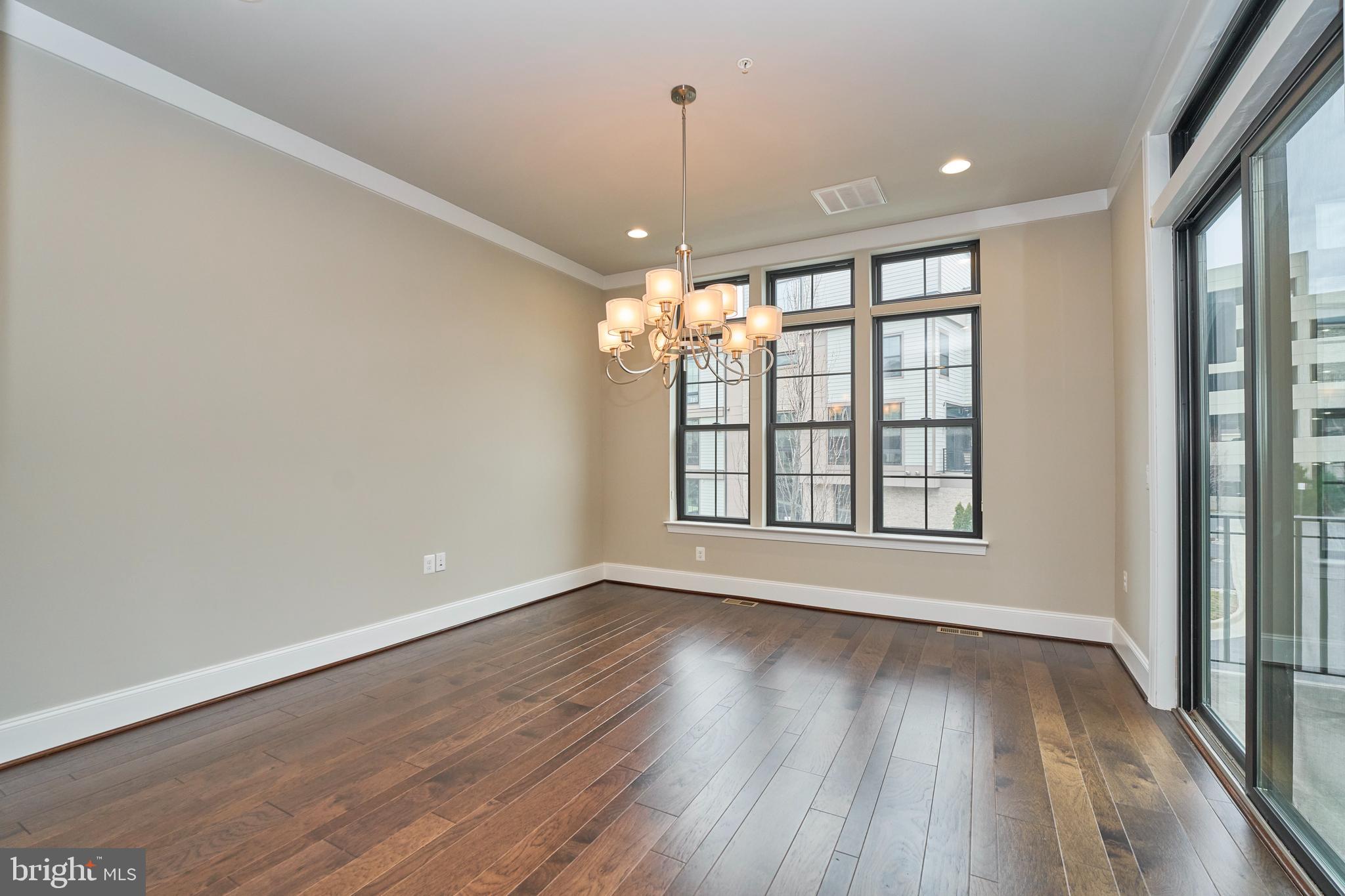 ONE LOUDOUN - Residential Lease