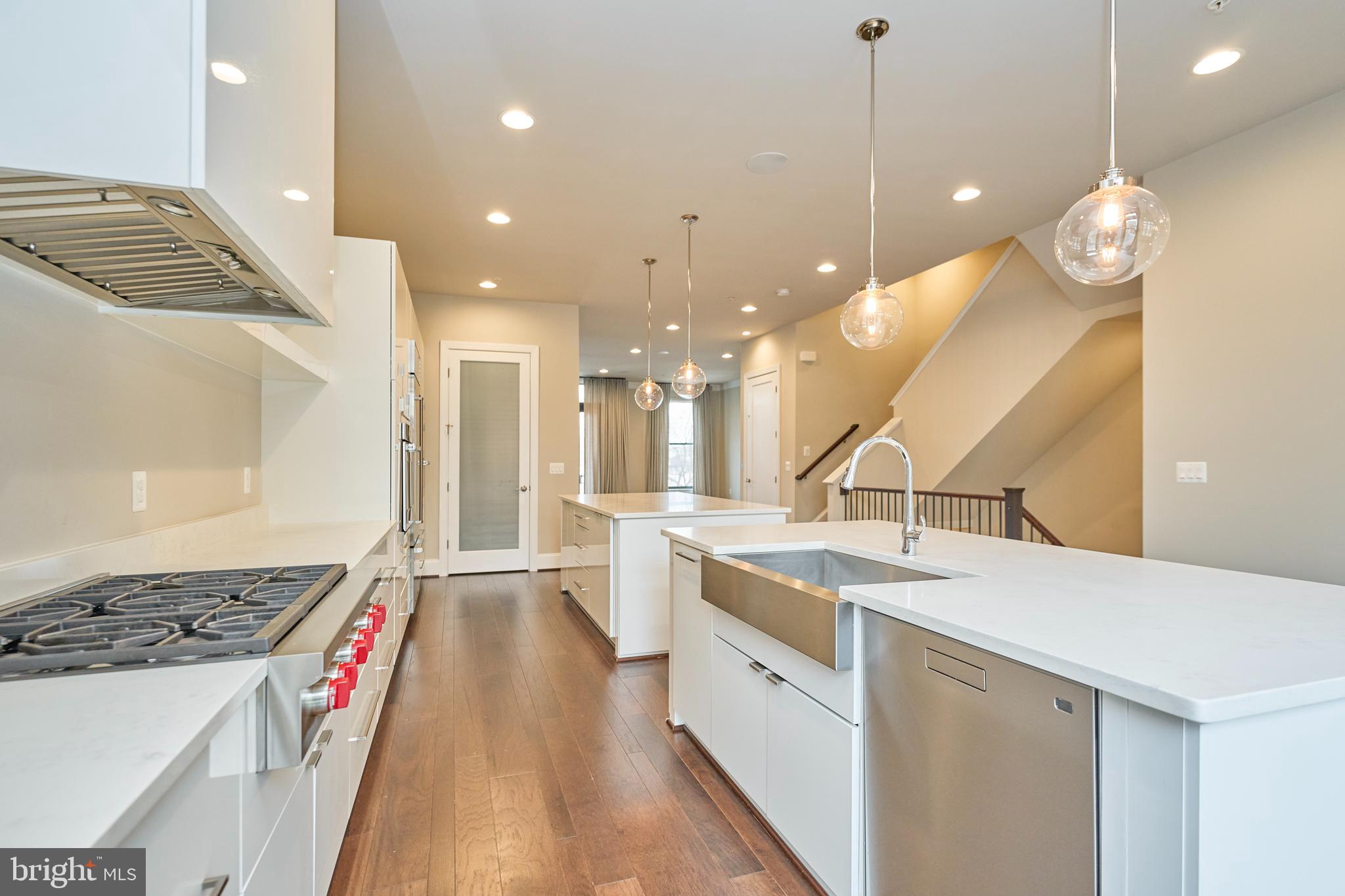 ONE LOUDOUN - Residential Lease