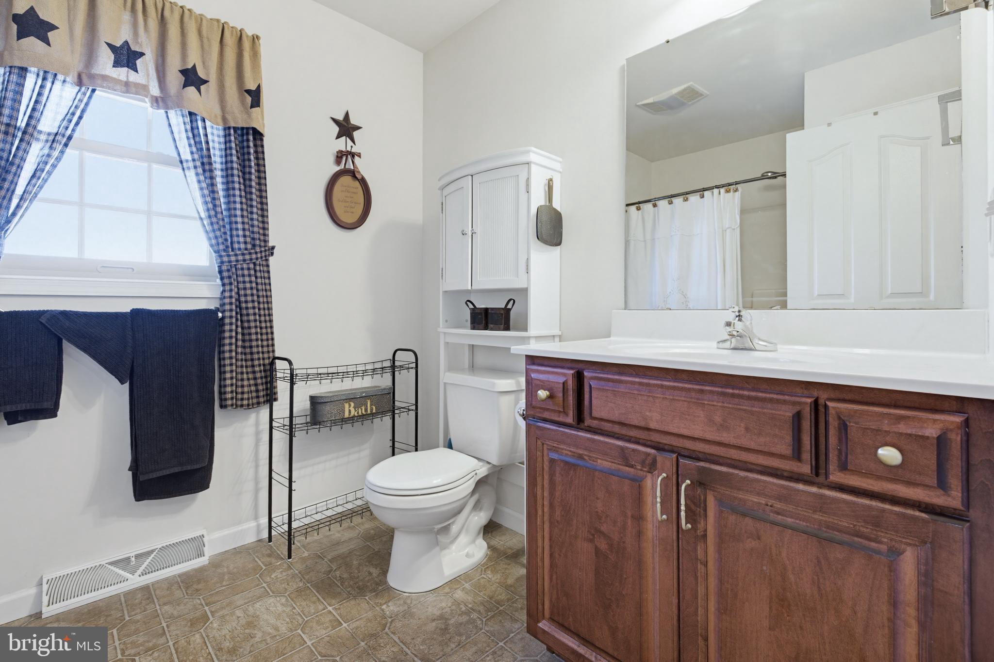 BROOKSHIRE - Residential