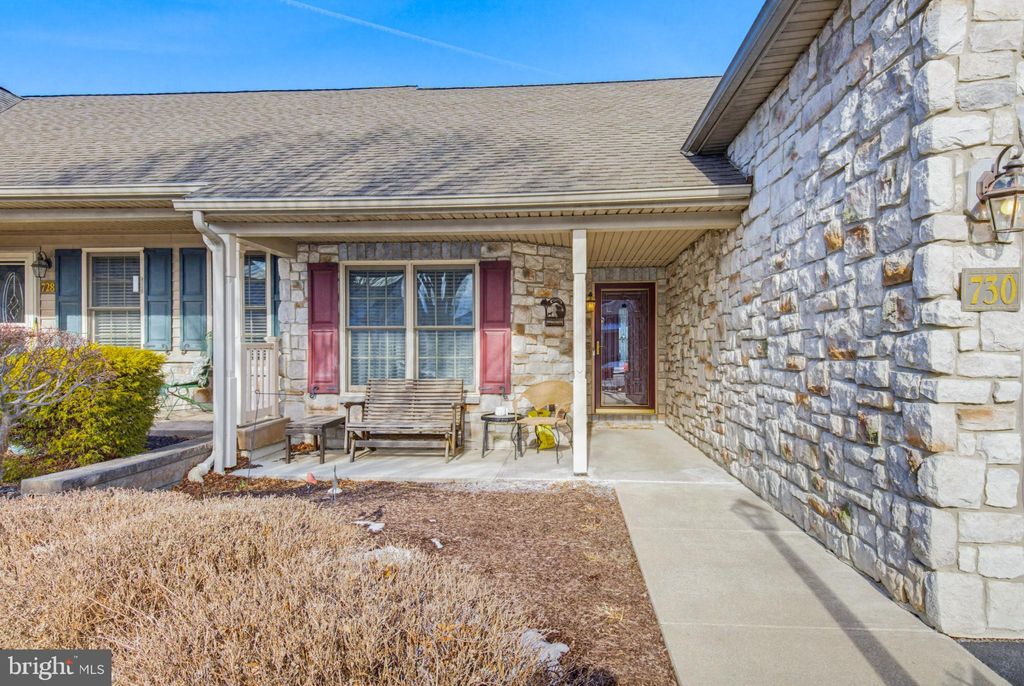 Photo of 730 Heather Ridge, MANHEIM, PA 17545 (MLS # PALA2083060)