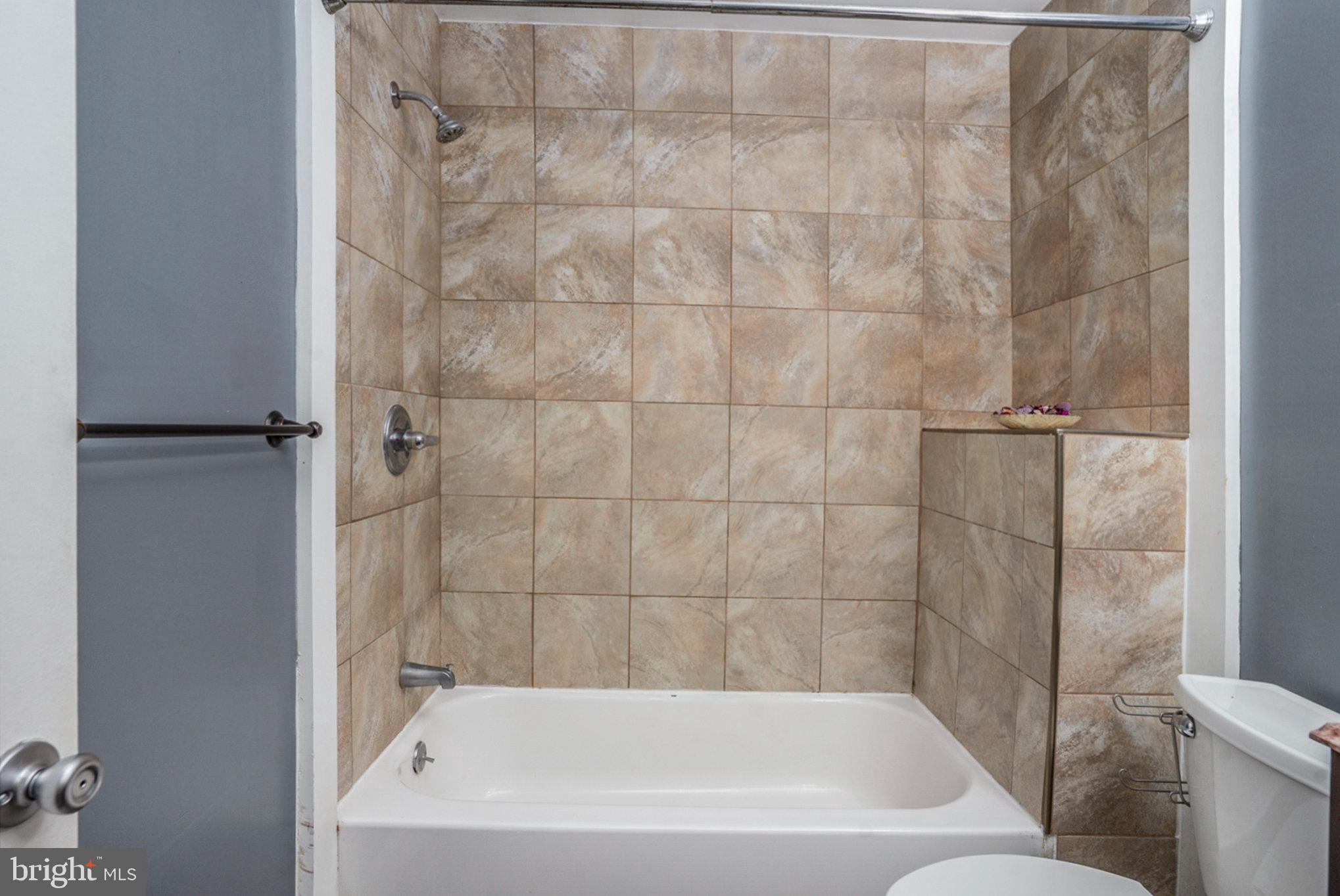 CIDER KNOLL - Residential