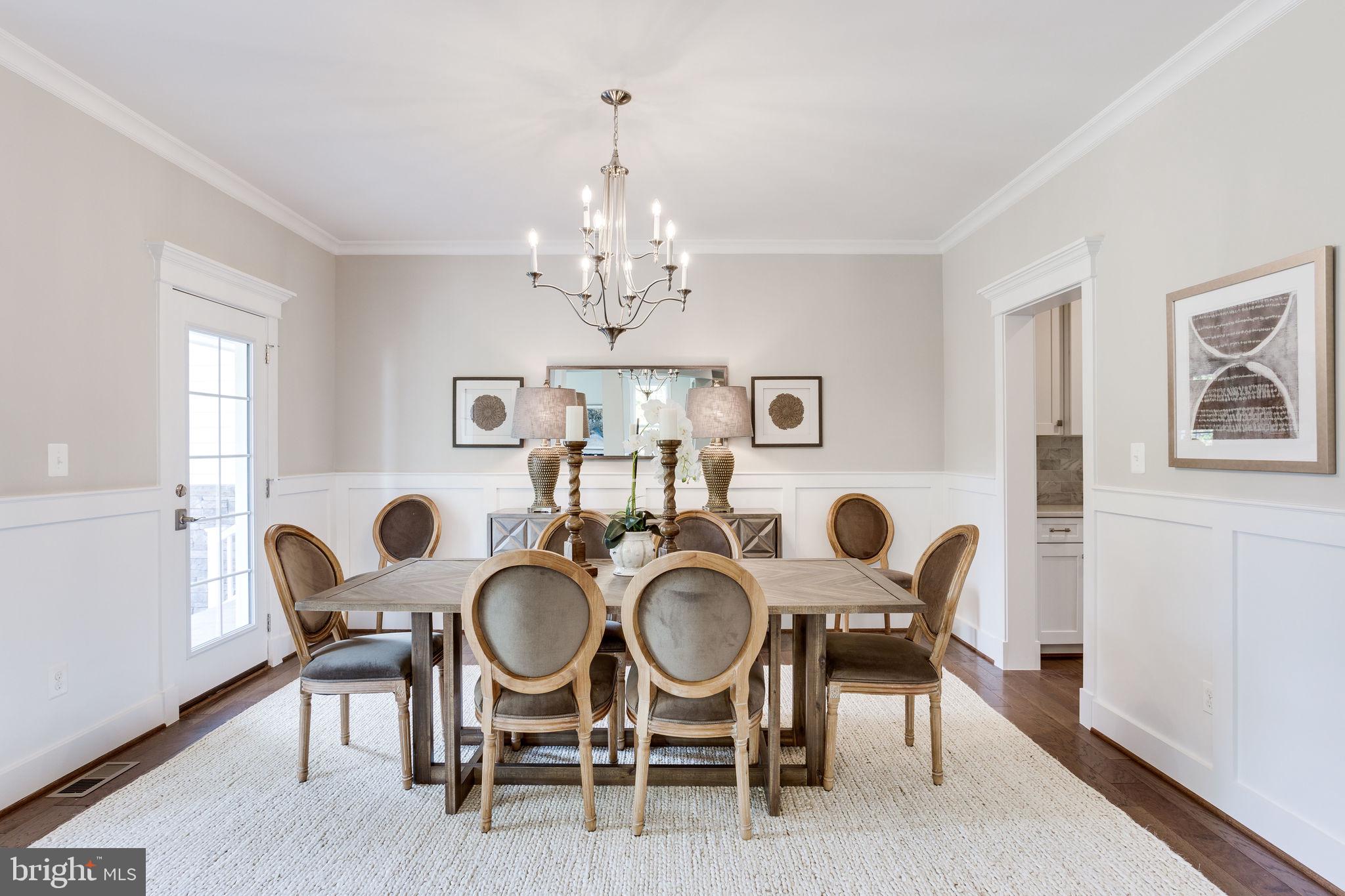 BROYHILL GLEN GARY PARK - Residential