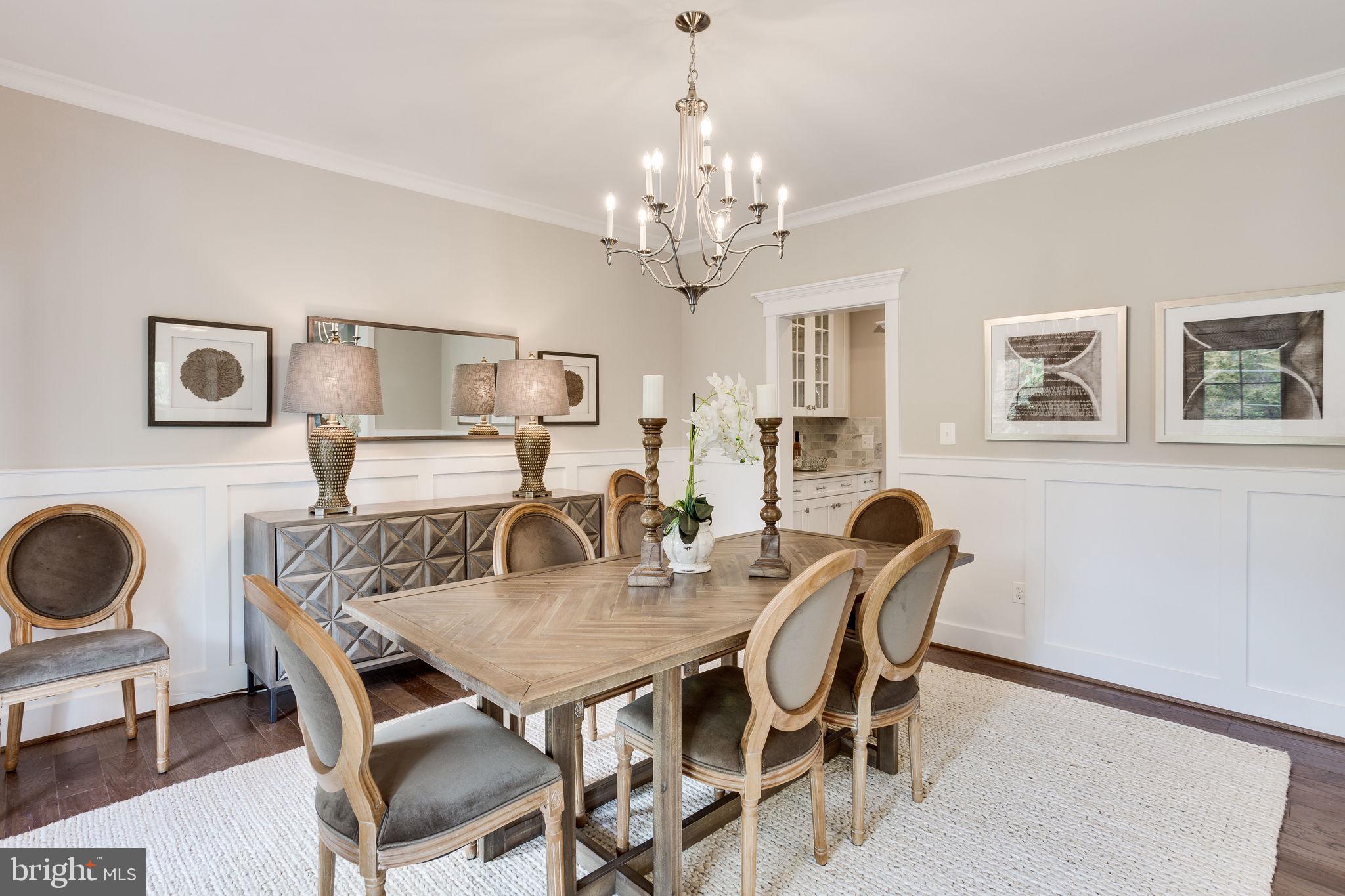 BROYHILL GLEN GARY PARK - Residential