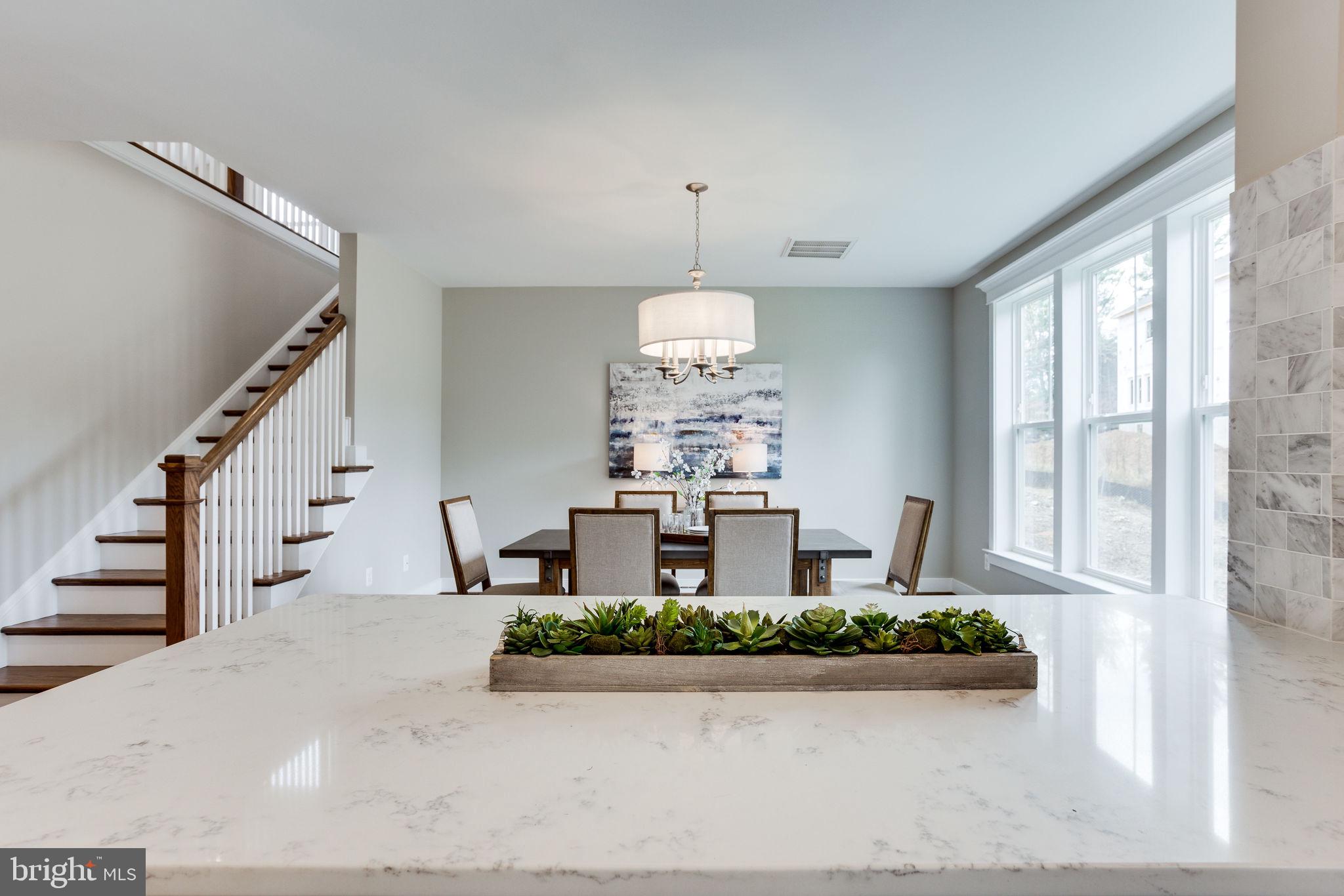 BROYHILL GLEN GARY PARK - Residential