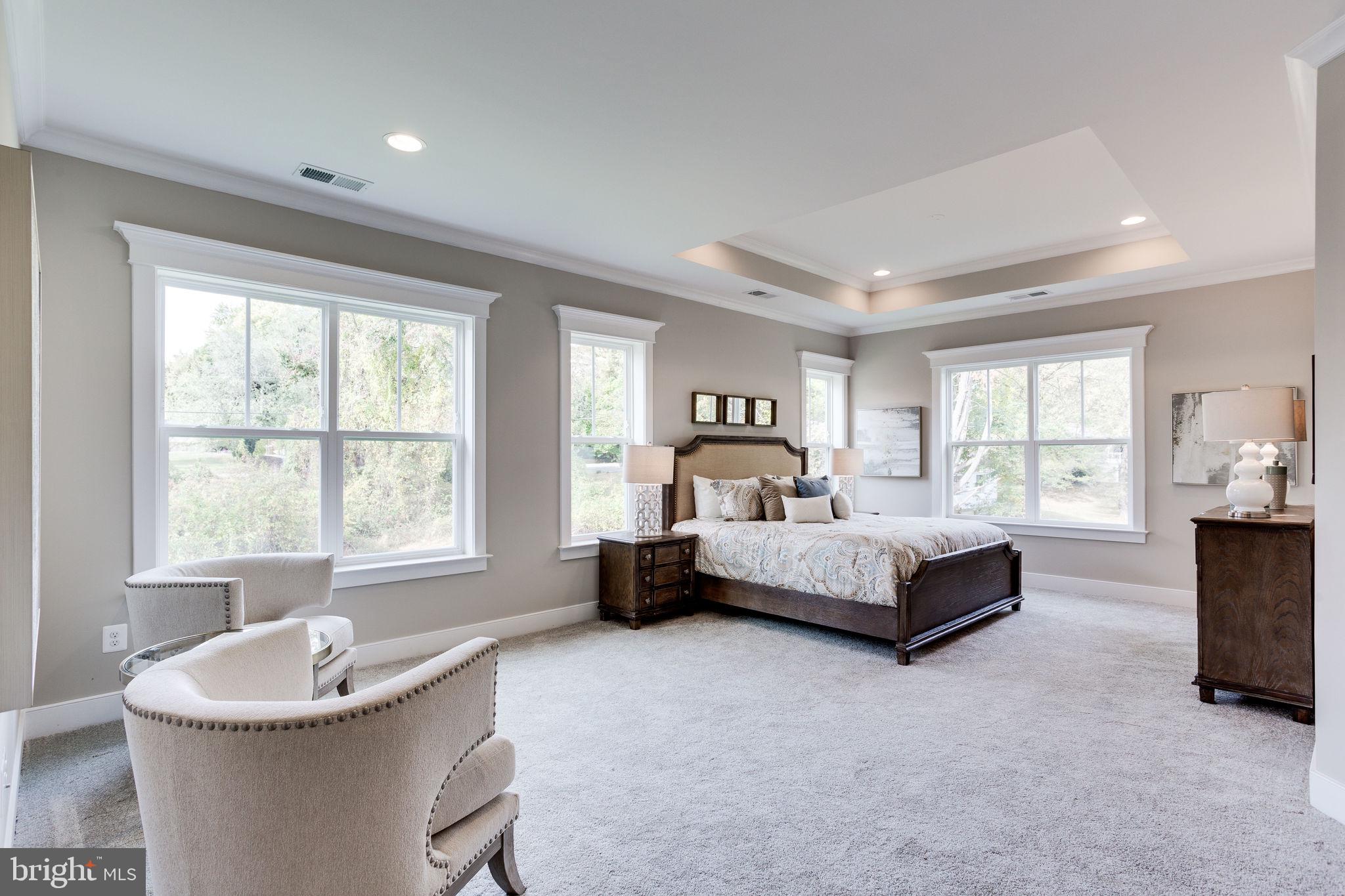 BROYHILL GLEN GARY PARK - Residential