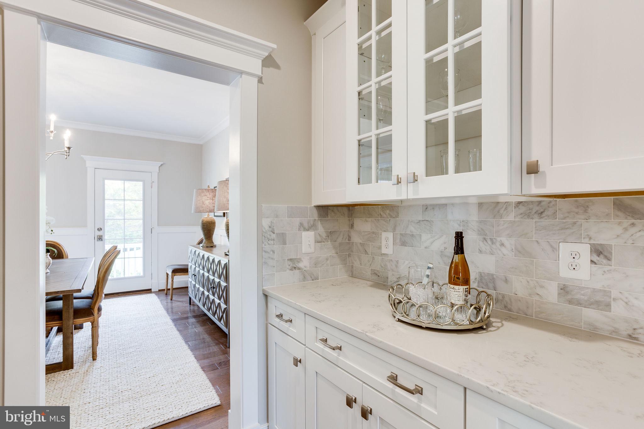 BROYHILL GLEN GARY PARK - Residential