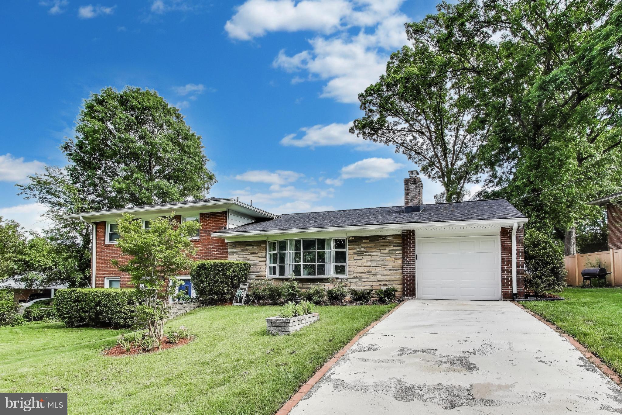 4215 BRANDON LANE