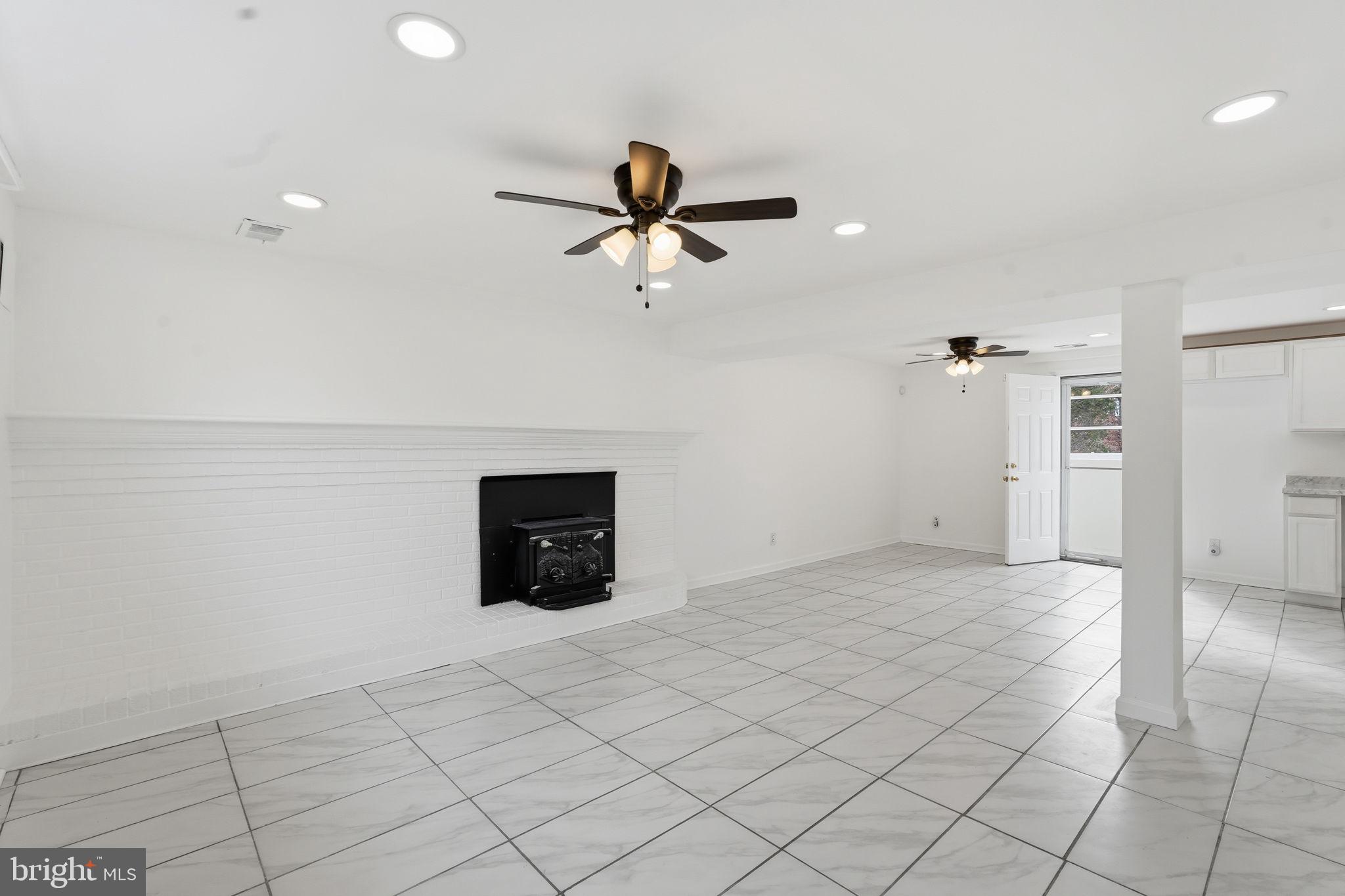 SPRING HAVEN WOODS SUBDIVISION - Residential Lease